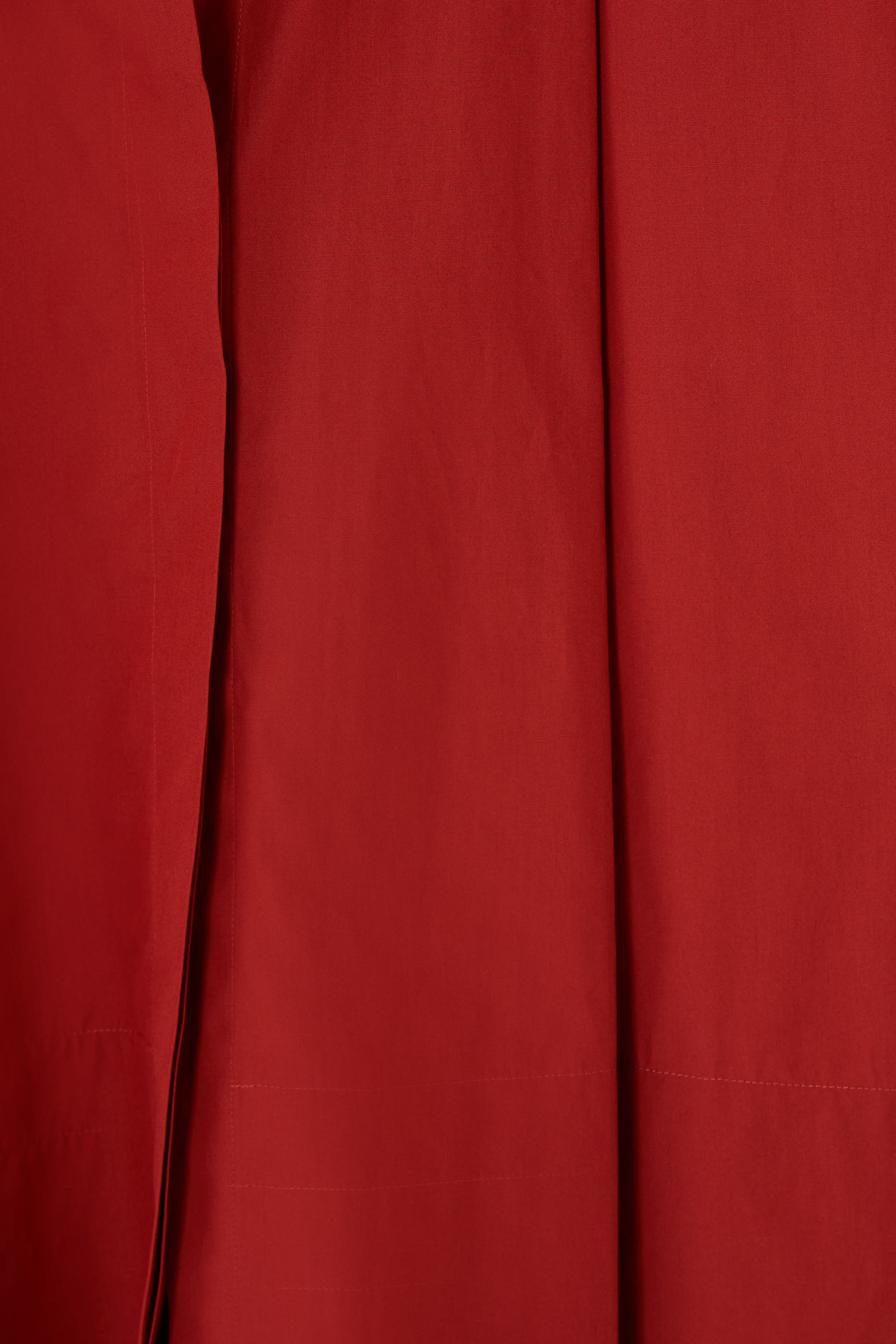 فستان بنمط قميص بأكمام قصيرة