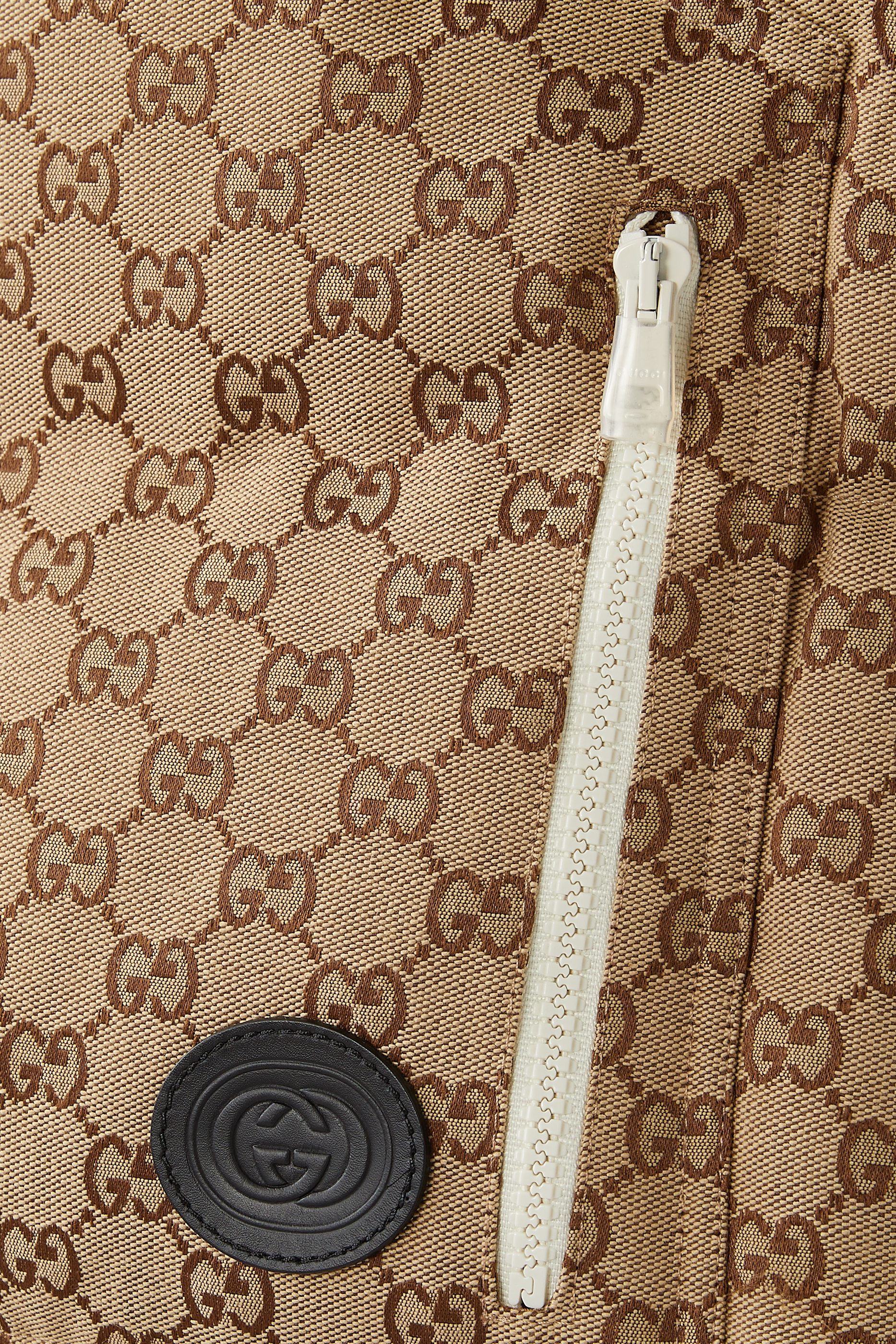 جاكيت بافر قنب قطني بشعار GG