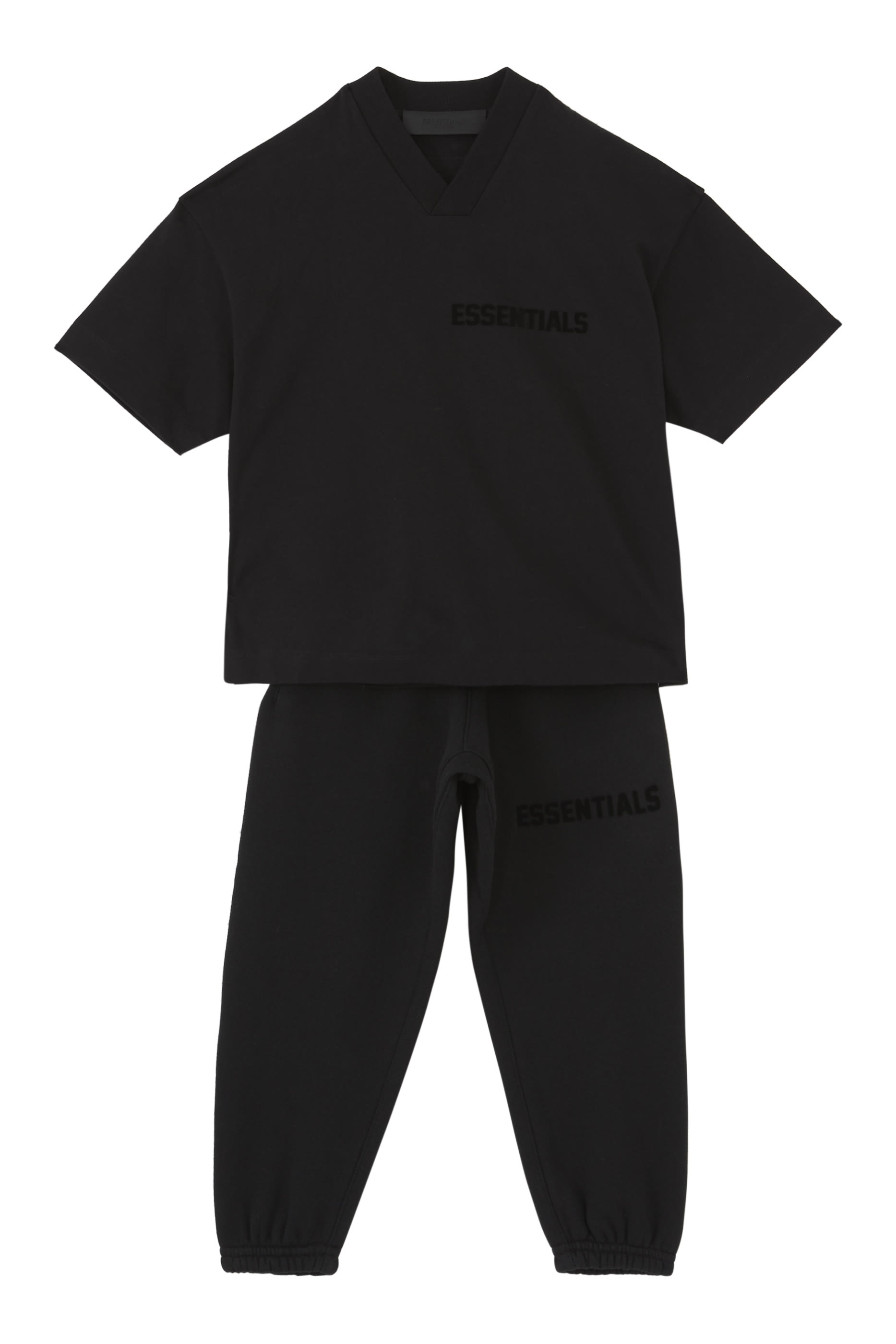 تيشيرت بياقة بتصميم حرف V بشعار اسنشالز للأطفال  