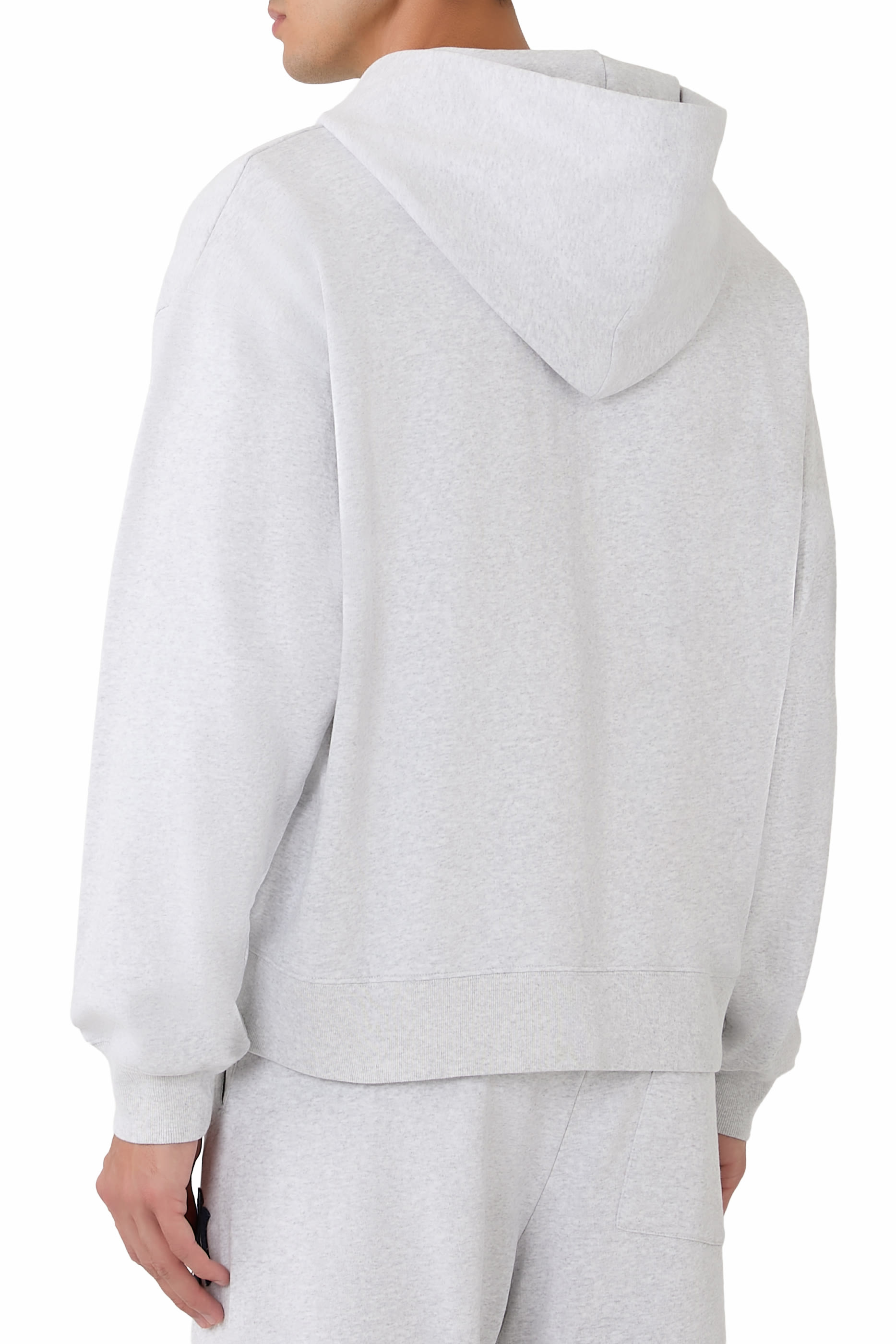 هودي بسحاب وشعار يانكيز الكلاسيكي بخط سيريف