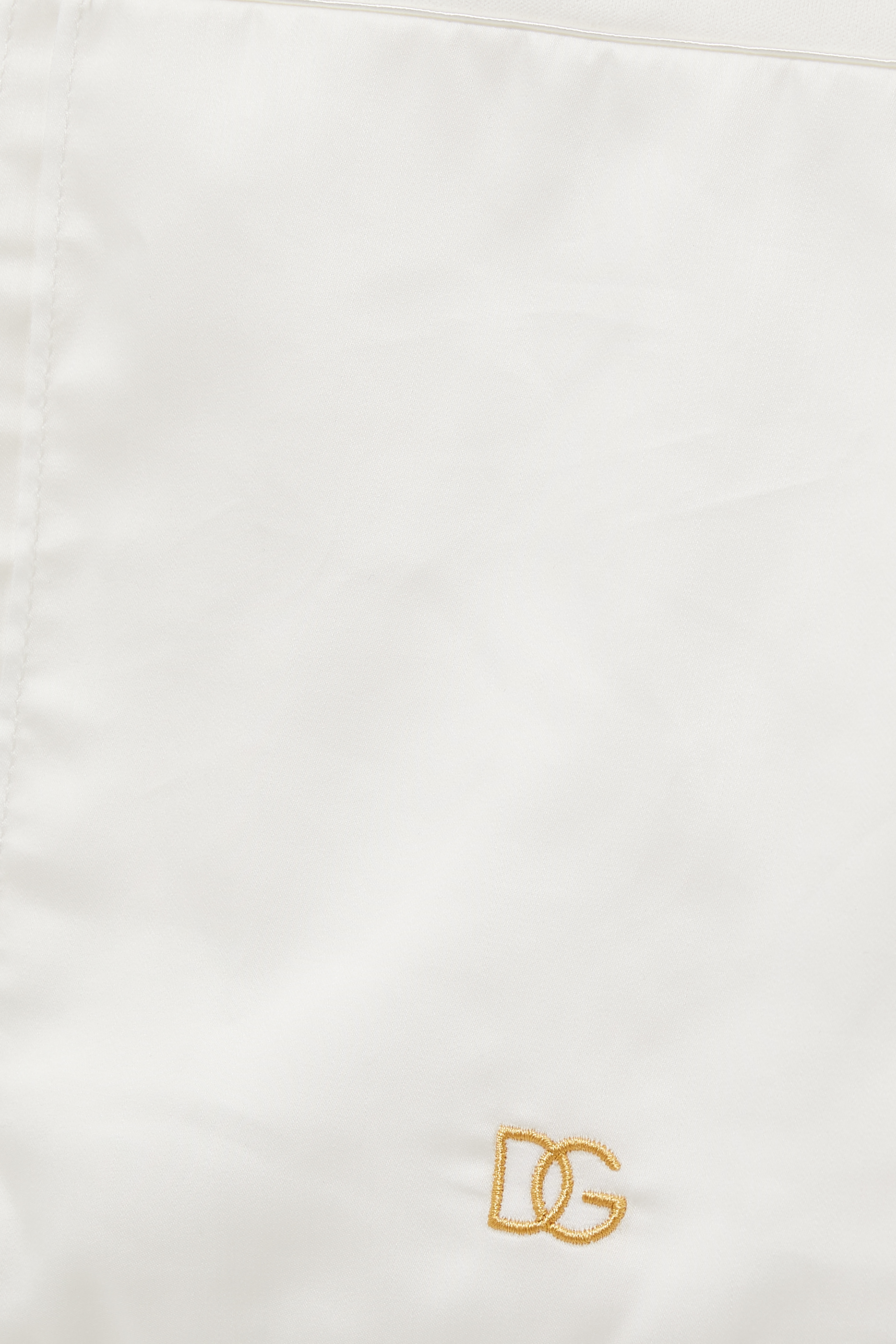 بطانية للأطفال بتطريز شعار الماركة