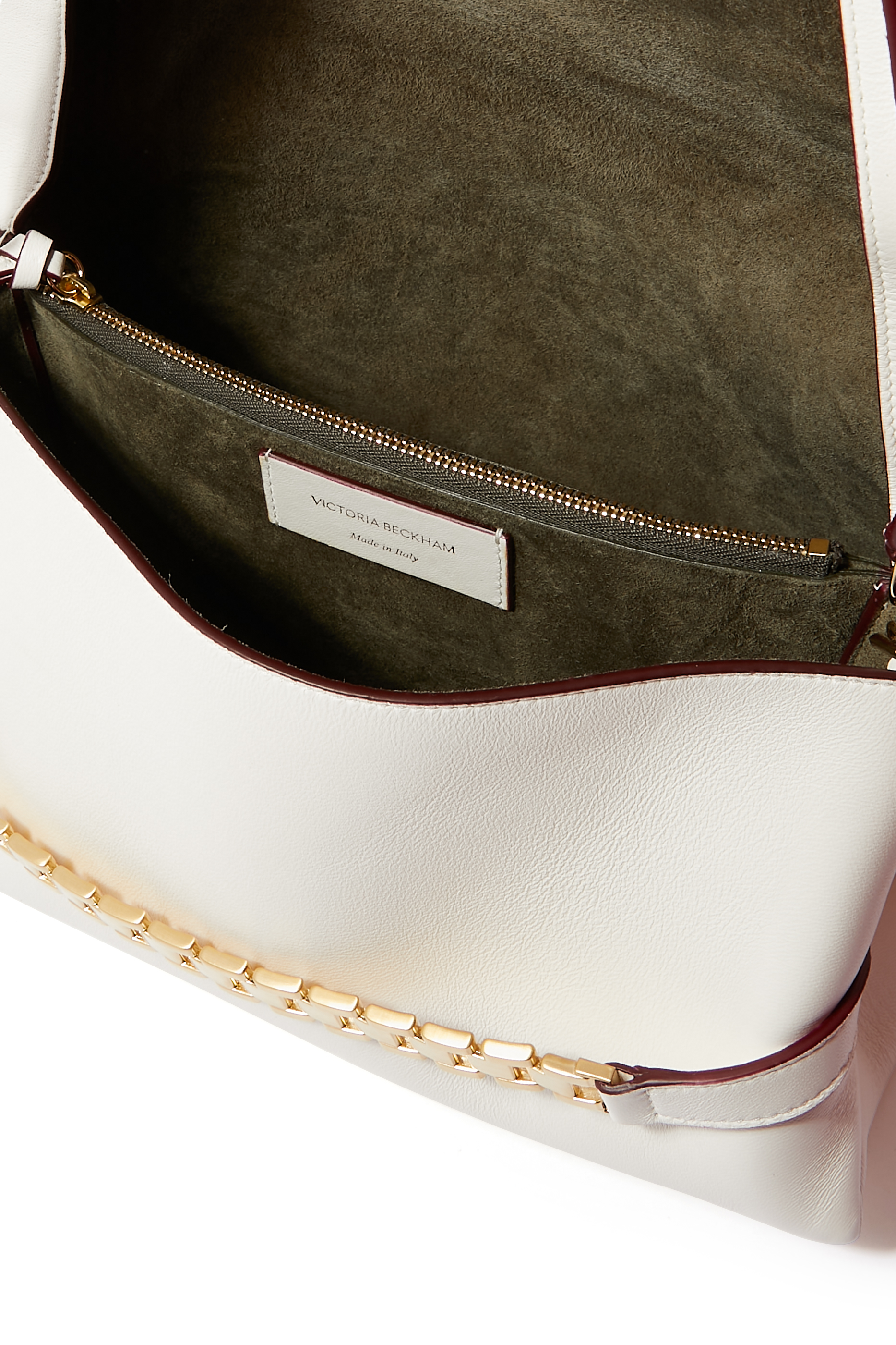 حقيبة صغيرة بحمالة وسلسلة