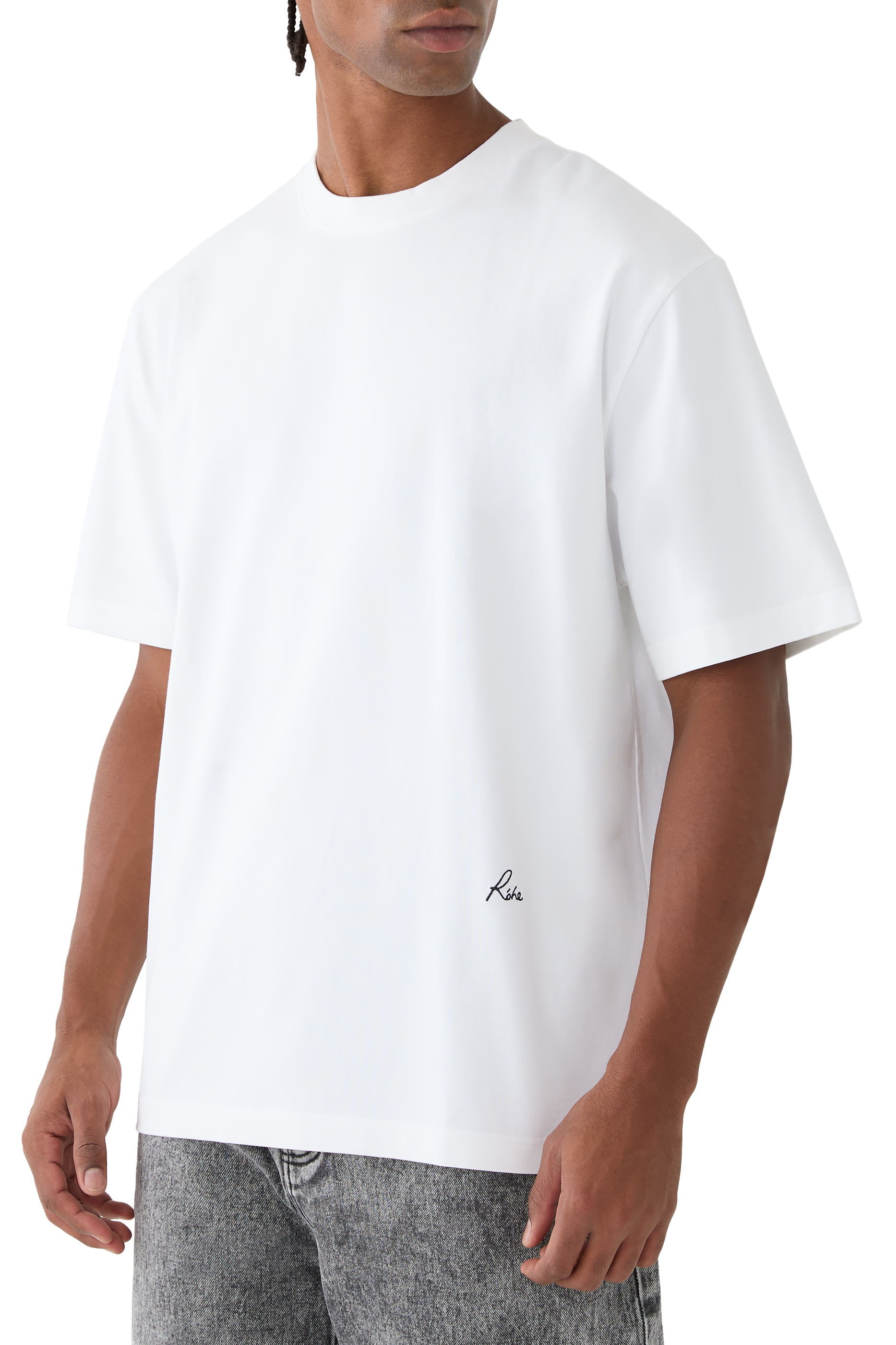 تيشيرت بقصة فضفاضة