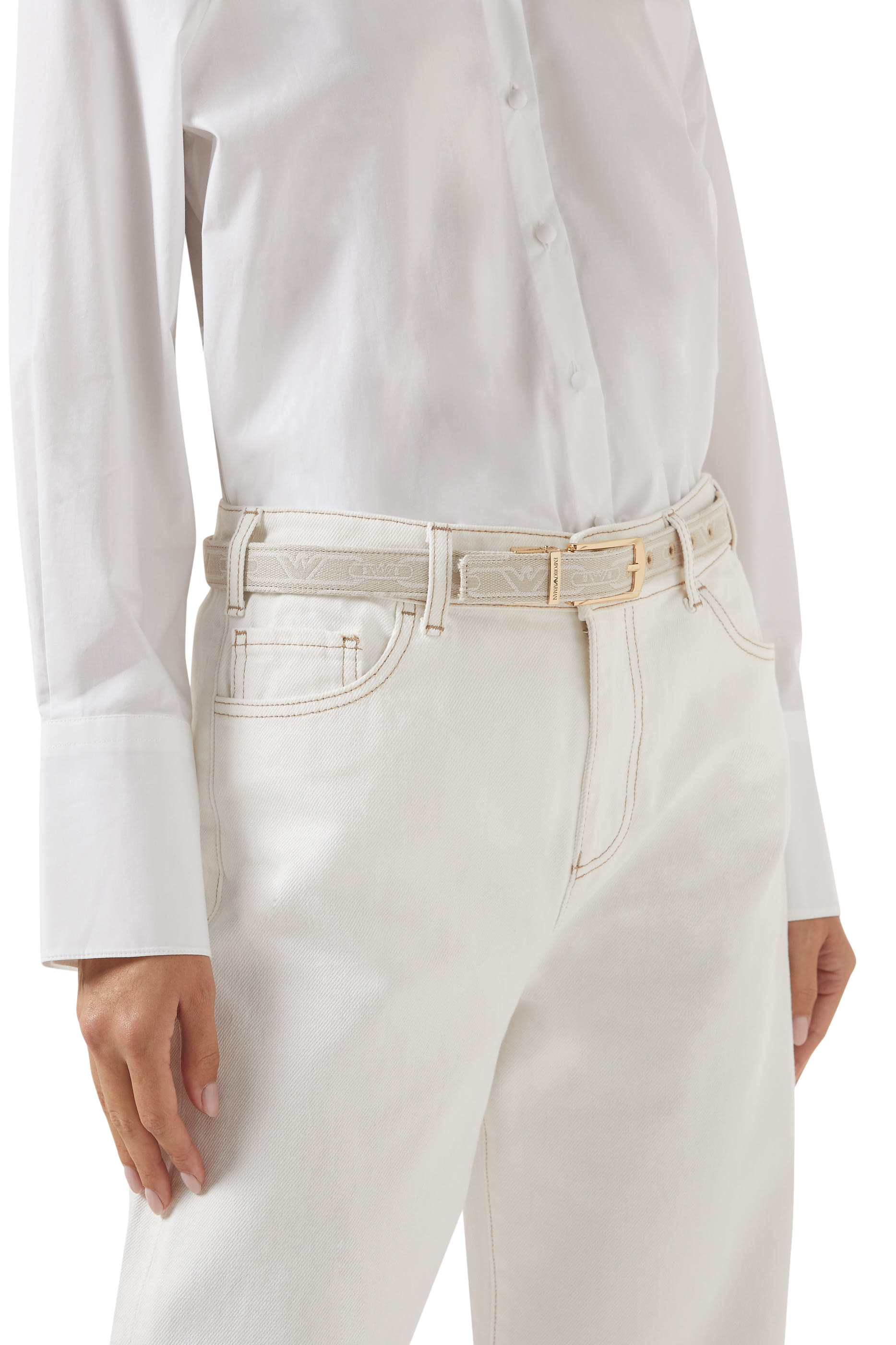 حزام بوجهين وشعار الماركة جلد