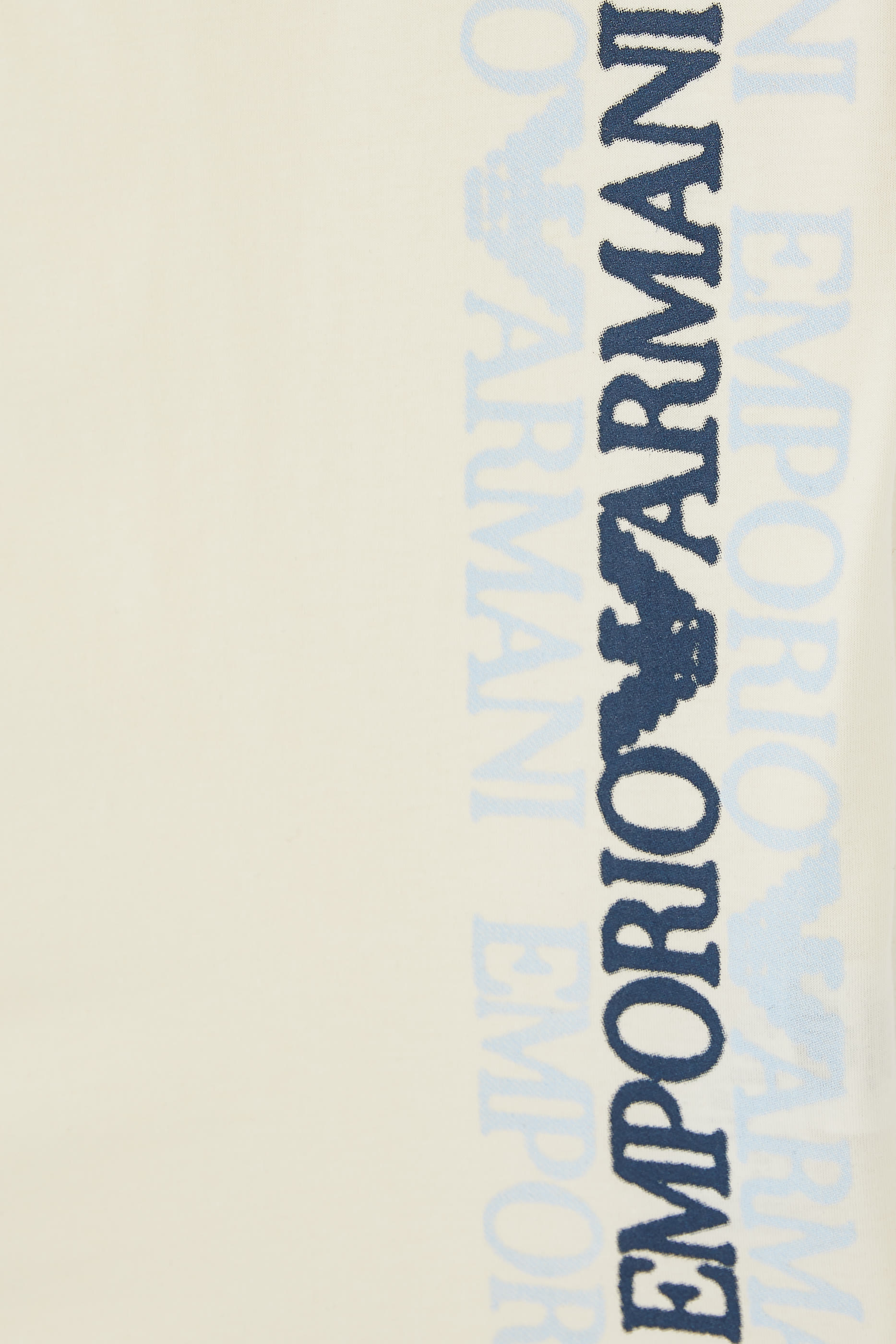 تيشيرت للأطفال بشعار الماركة عند الجانب