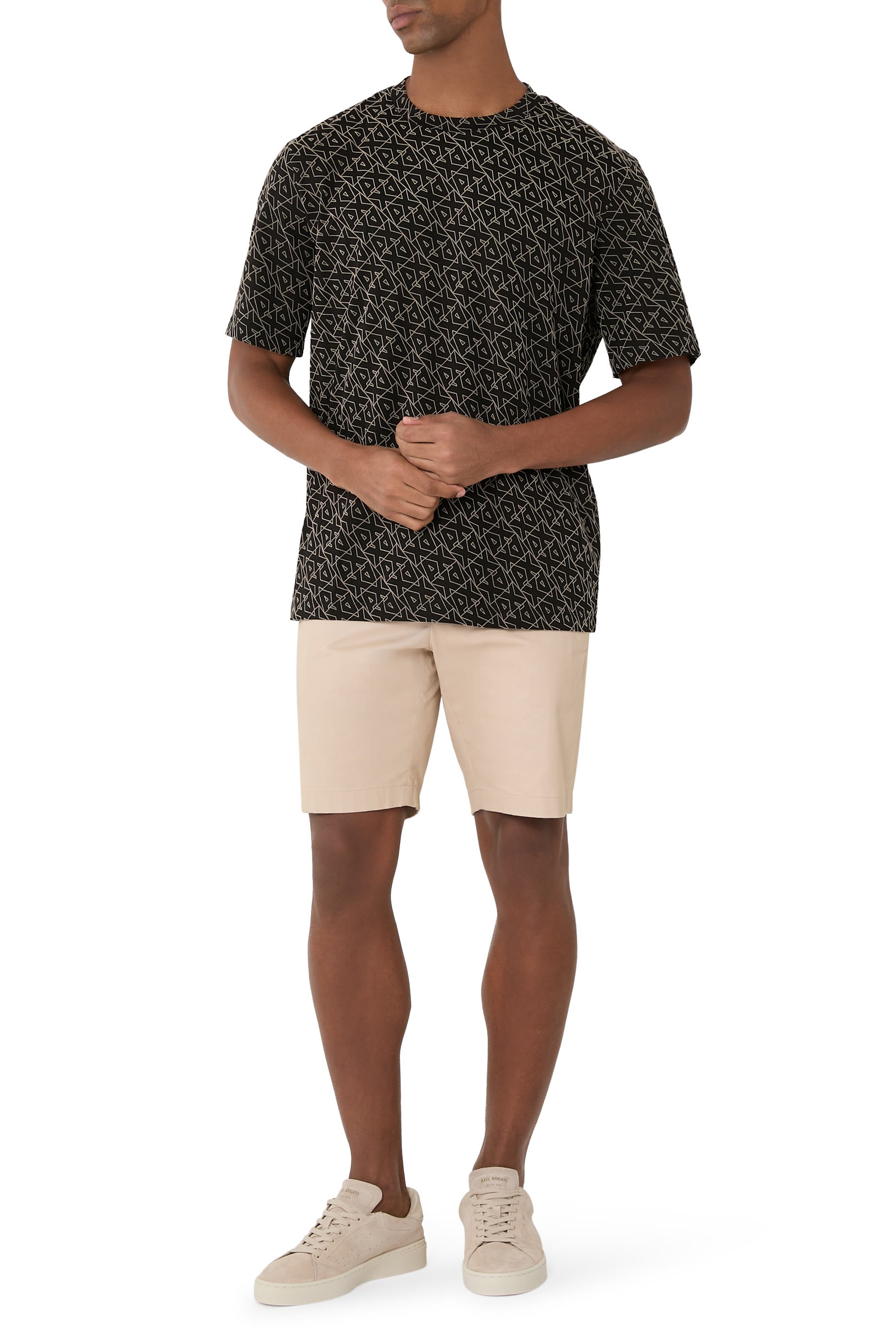 تيشيرت مزين بشعار الماركة بالكامل