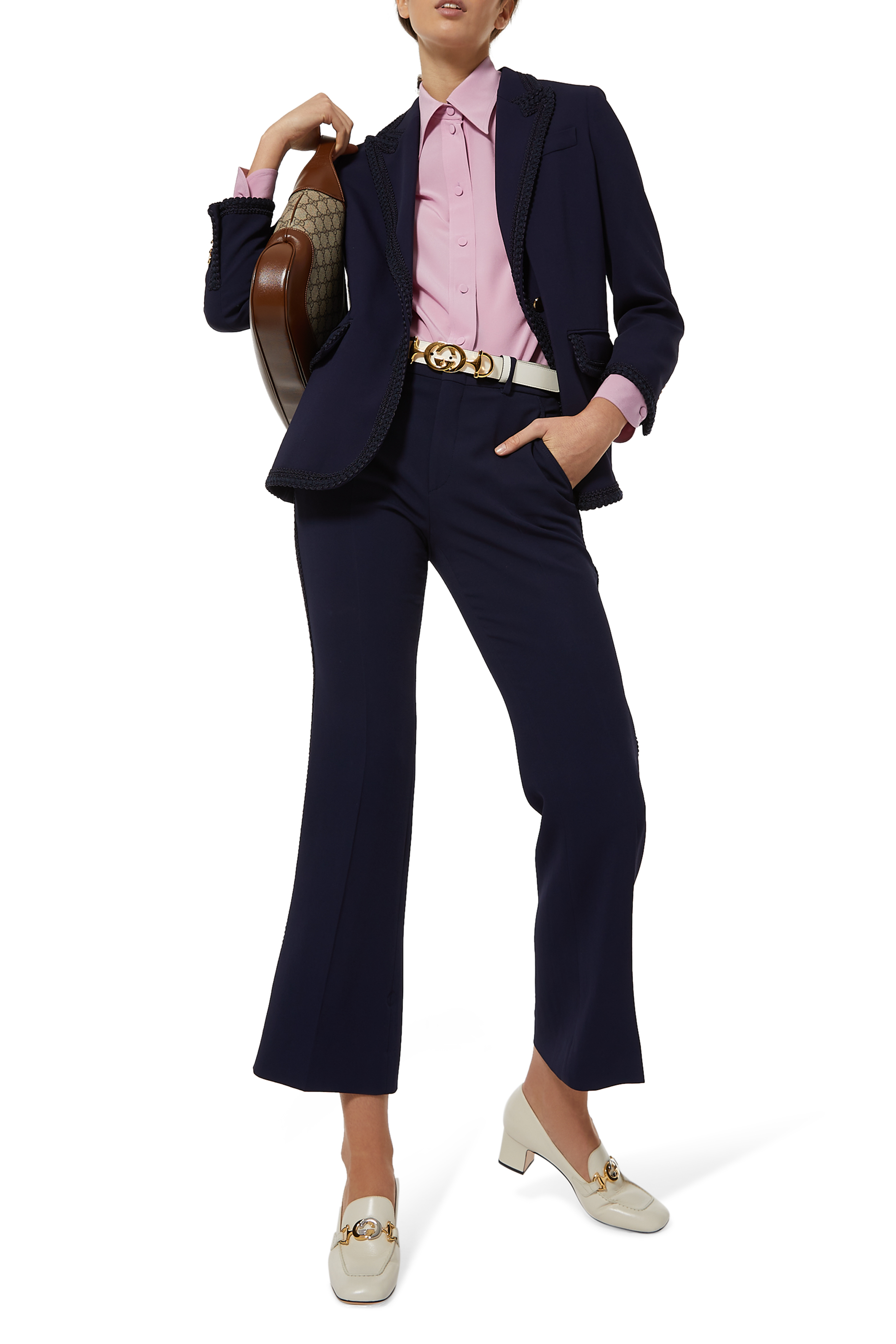 حزام جلد بإبزيم على شكل لجام الحصان