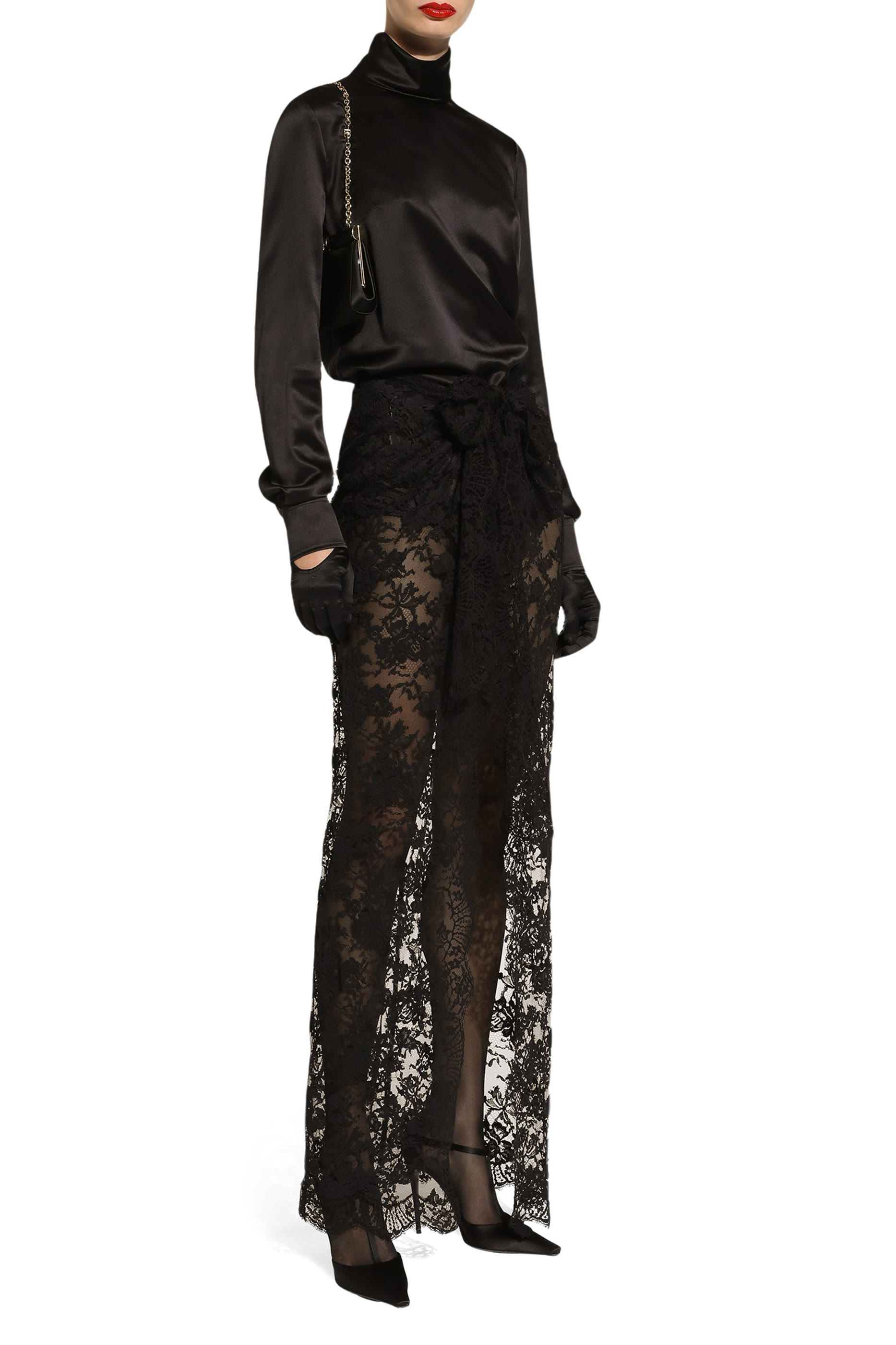 بلوزة حرير ساتان