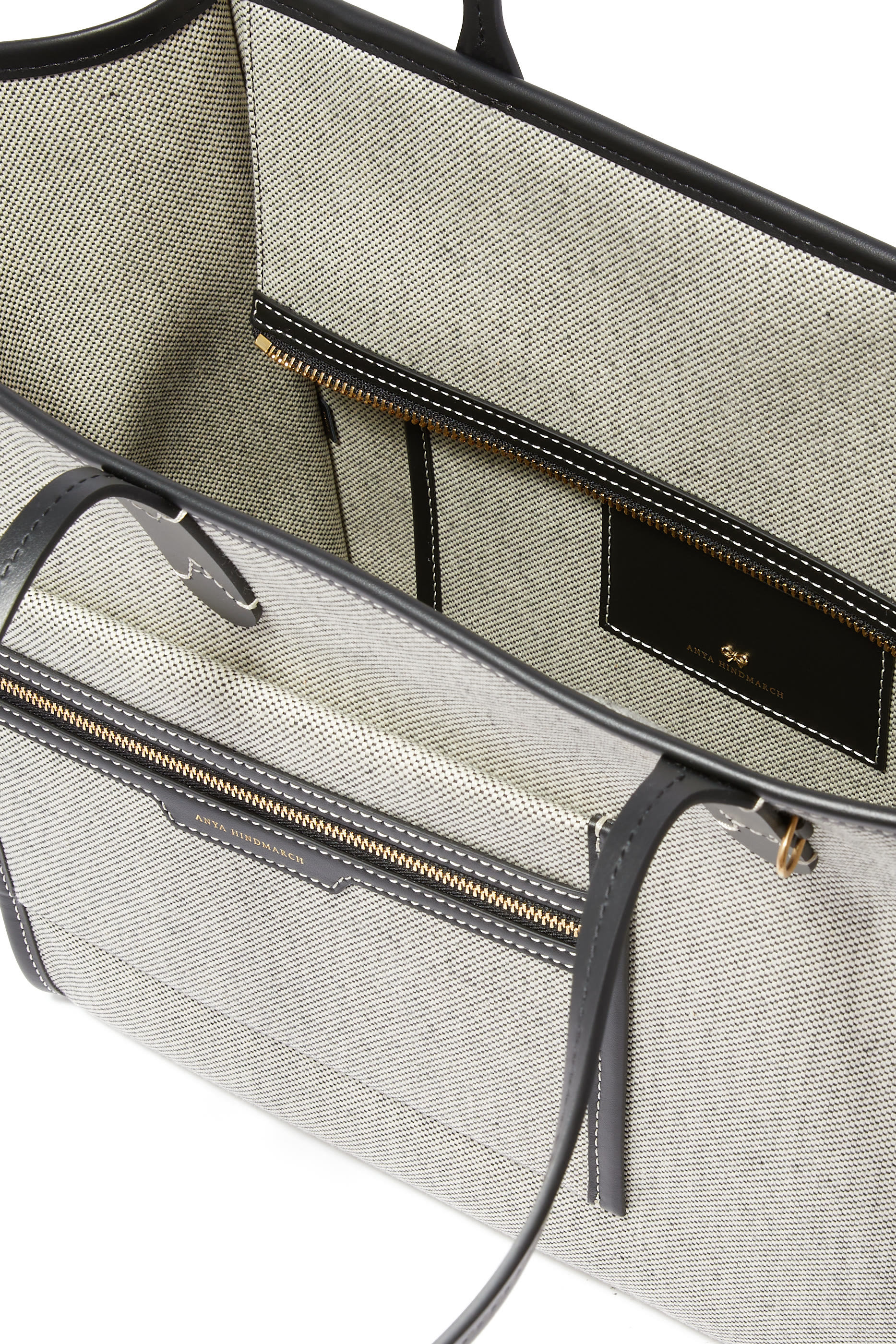 حقيبة يد بجيوب