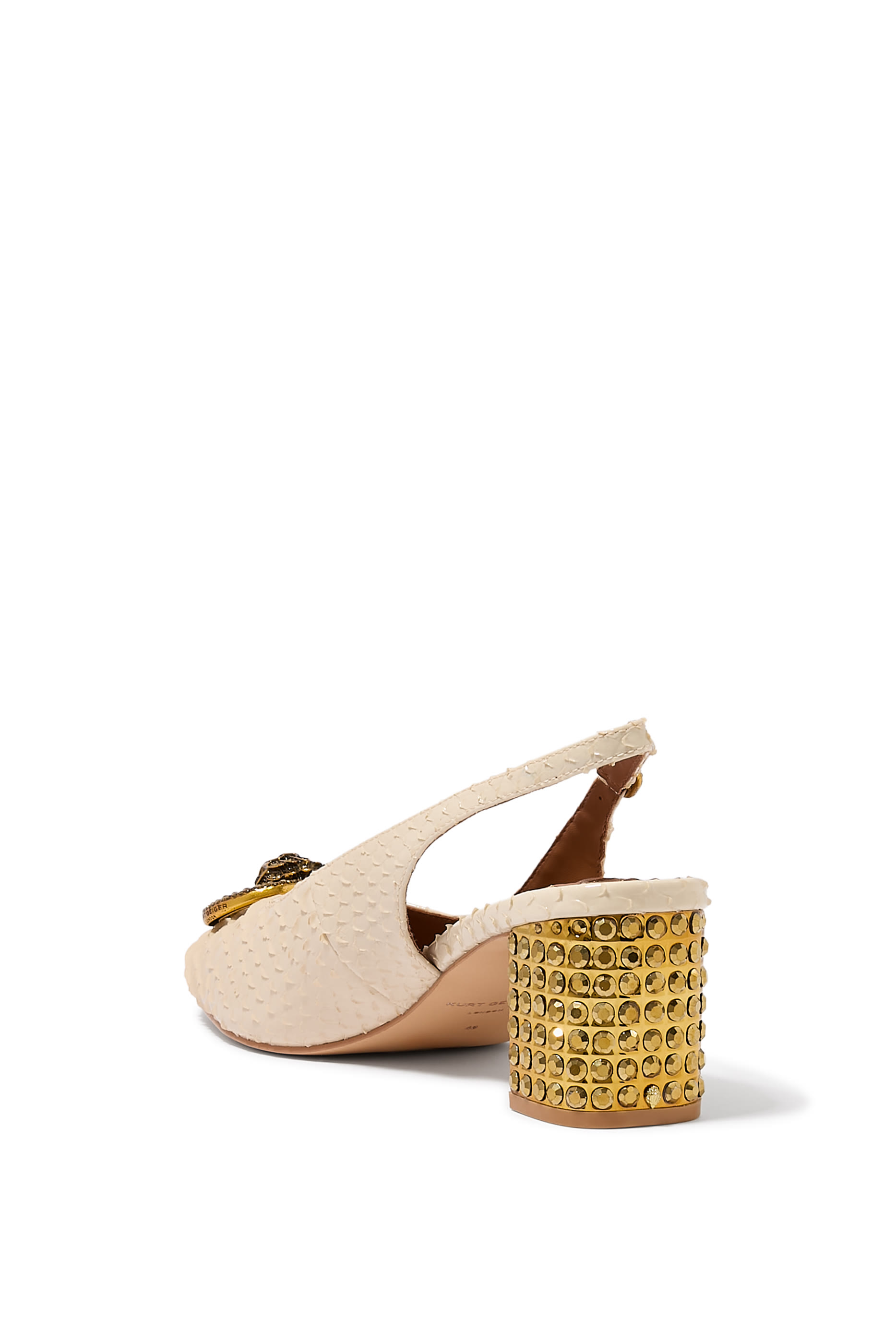 صندل تشيلسيا 60 بنعل سميك وسير خلفي