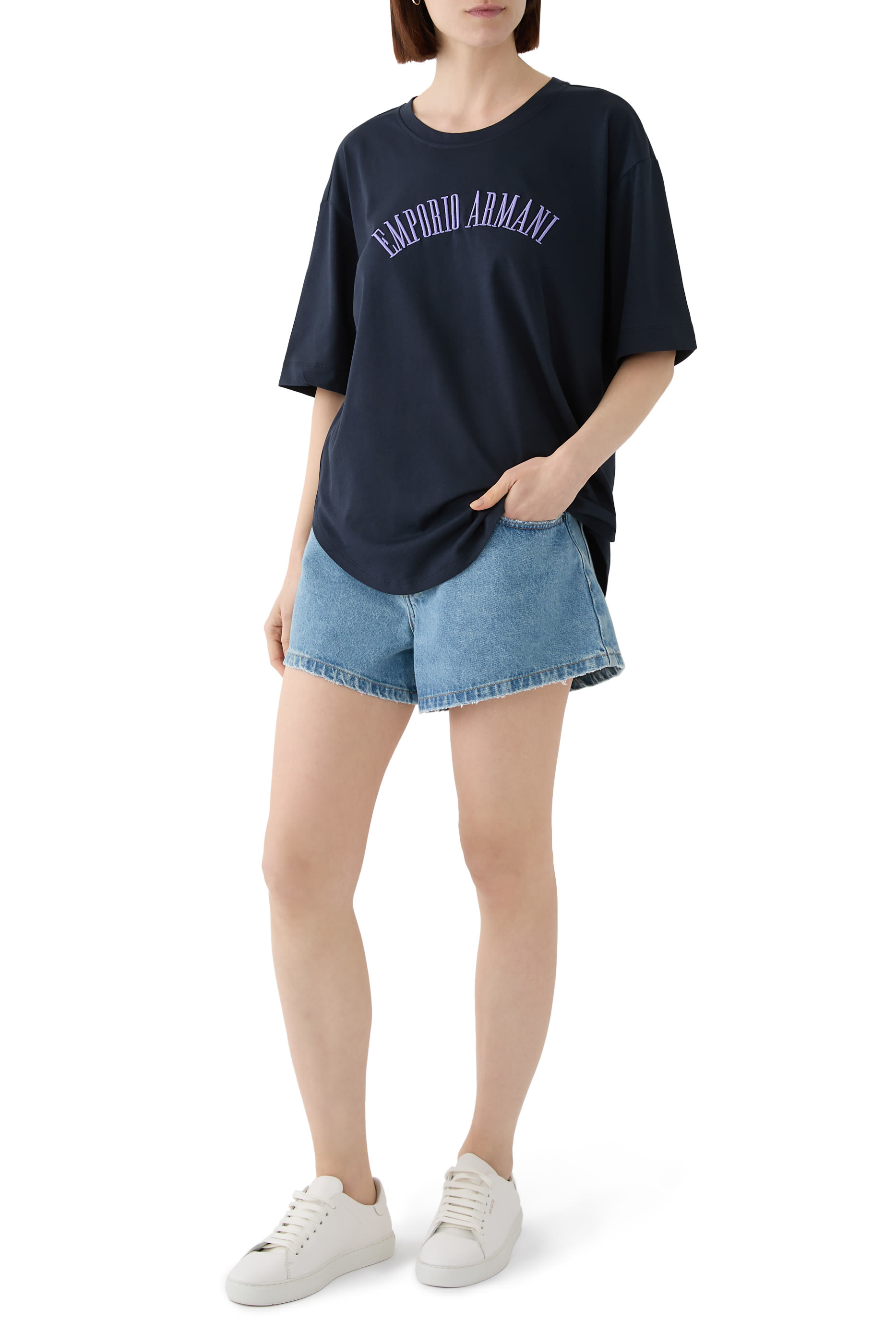 تيشيرت مطرز بشعار الماركة جيرسيه