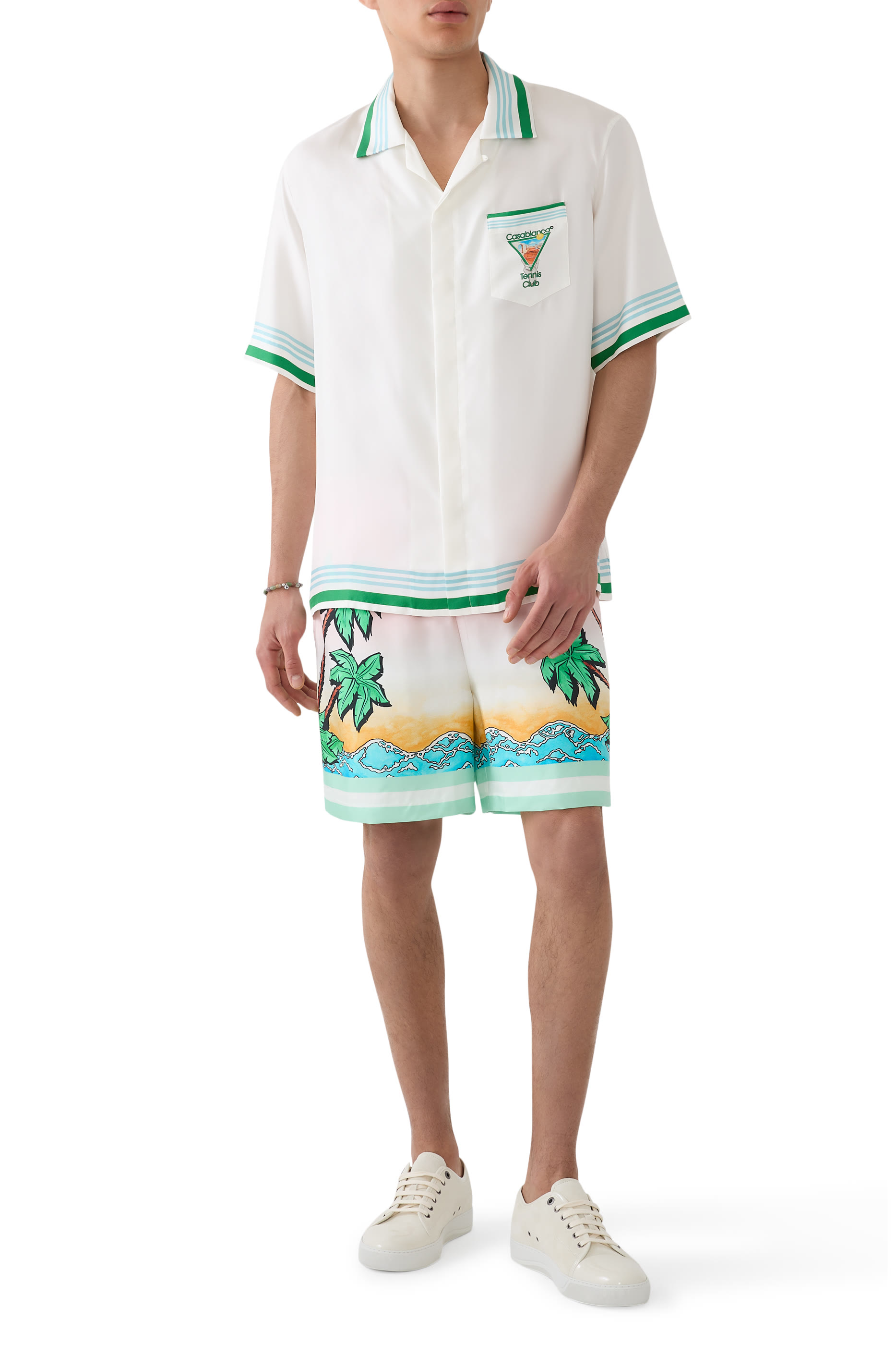 سنيكرز دي بي بي 1 شمواه وجلد لامع