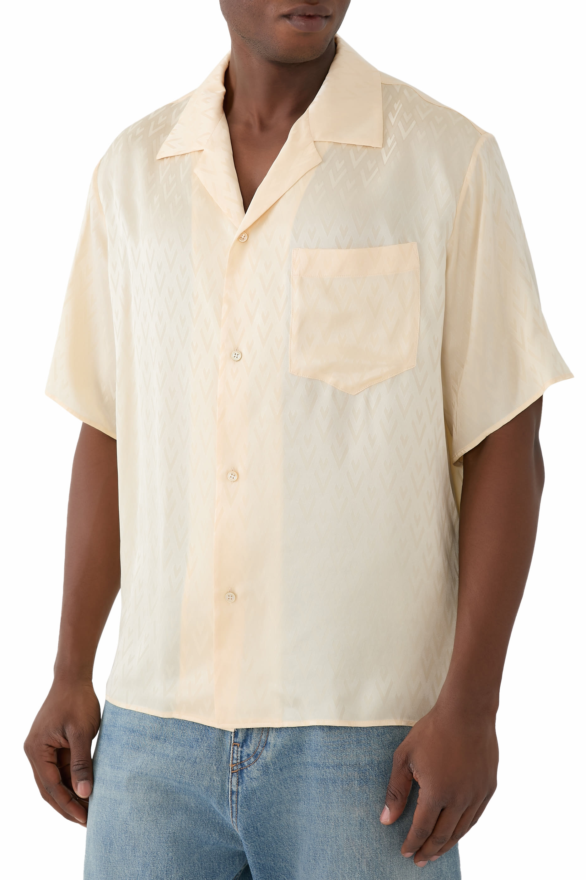 قميص مزين كليا بشعار الماركة تويل