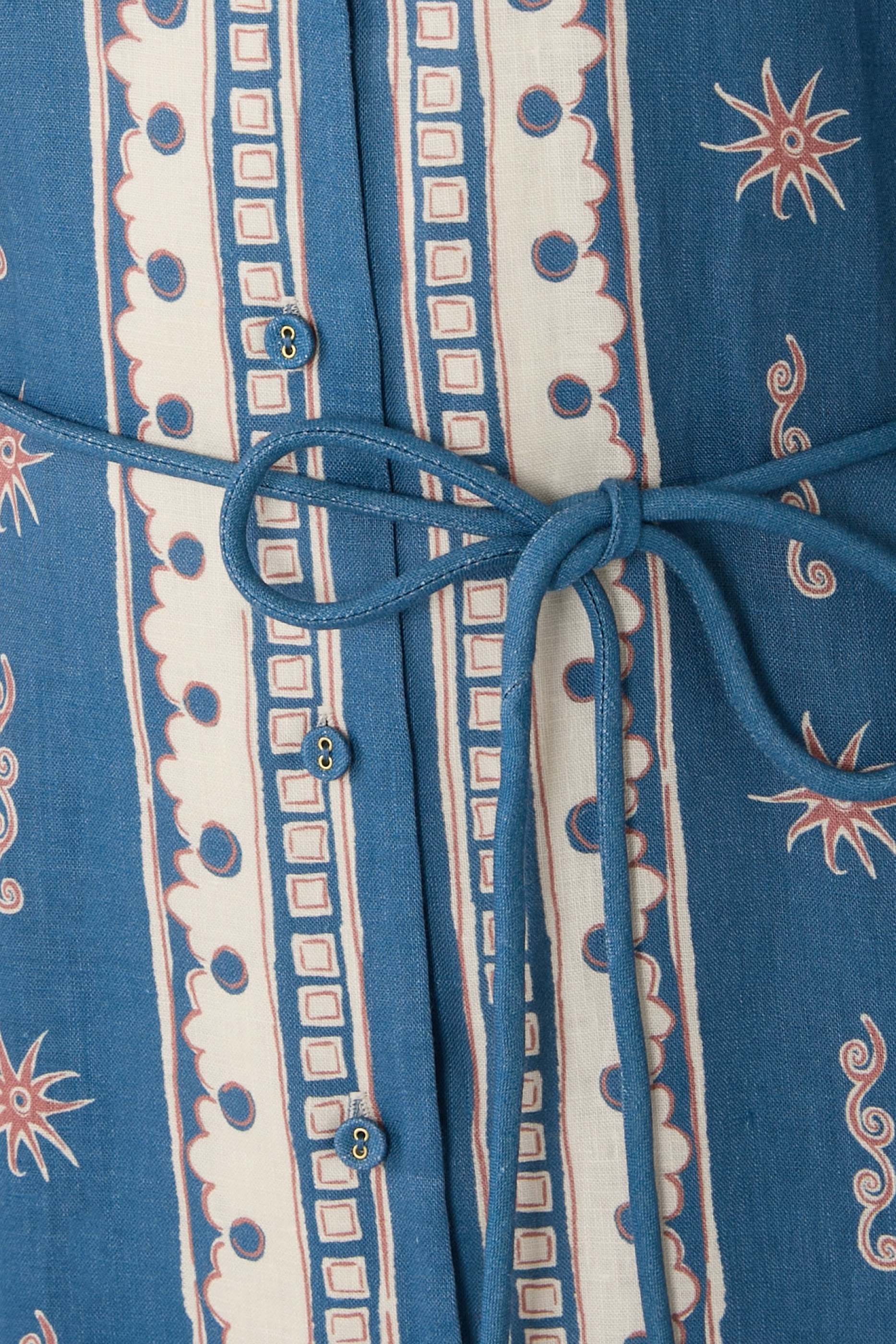 فستان أكاسيا بتصميم قميص