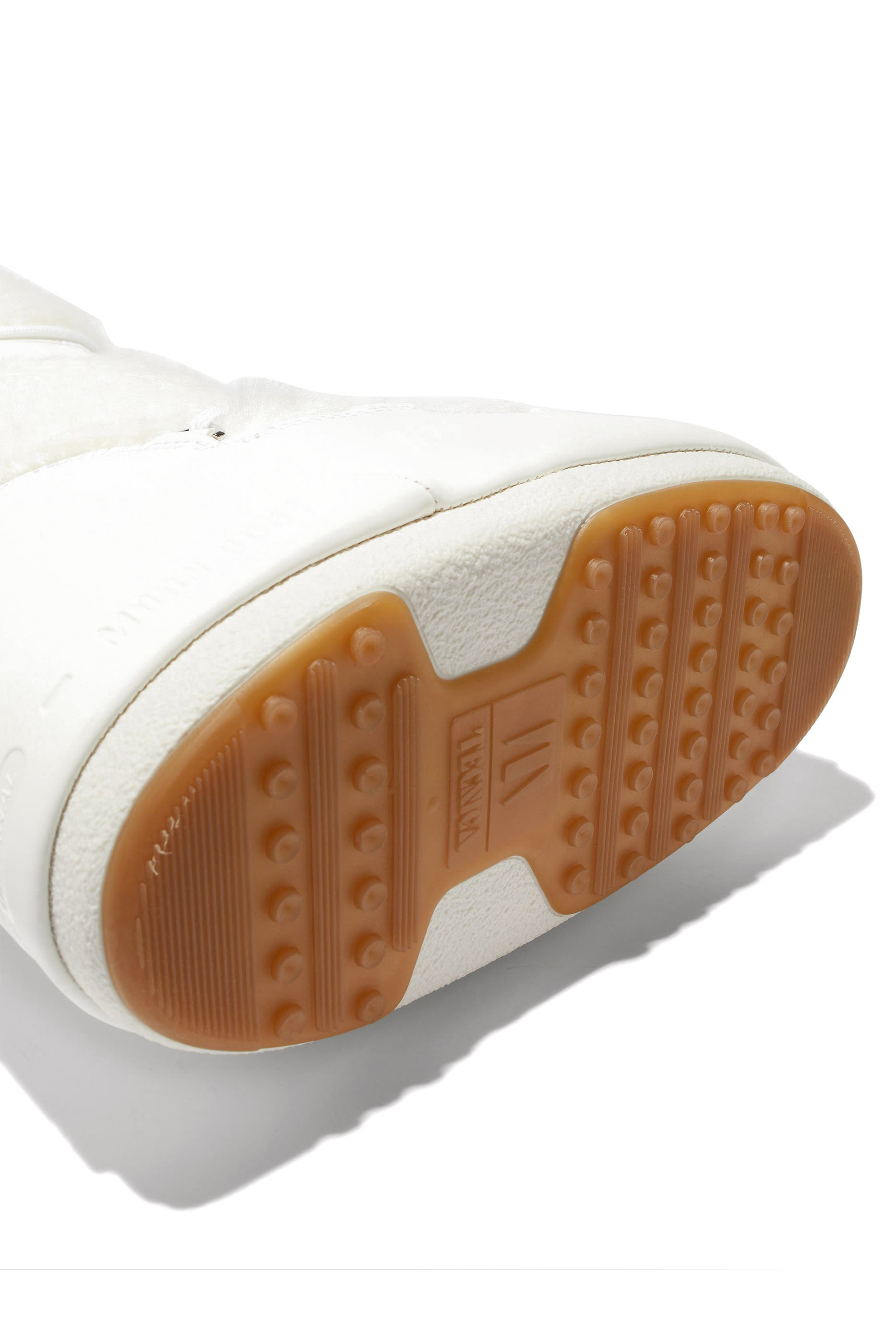 بوت ايكون بطول الركبة فرو صناعي