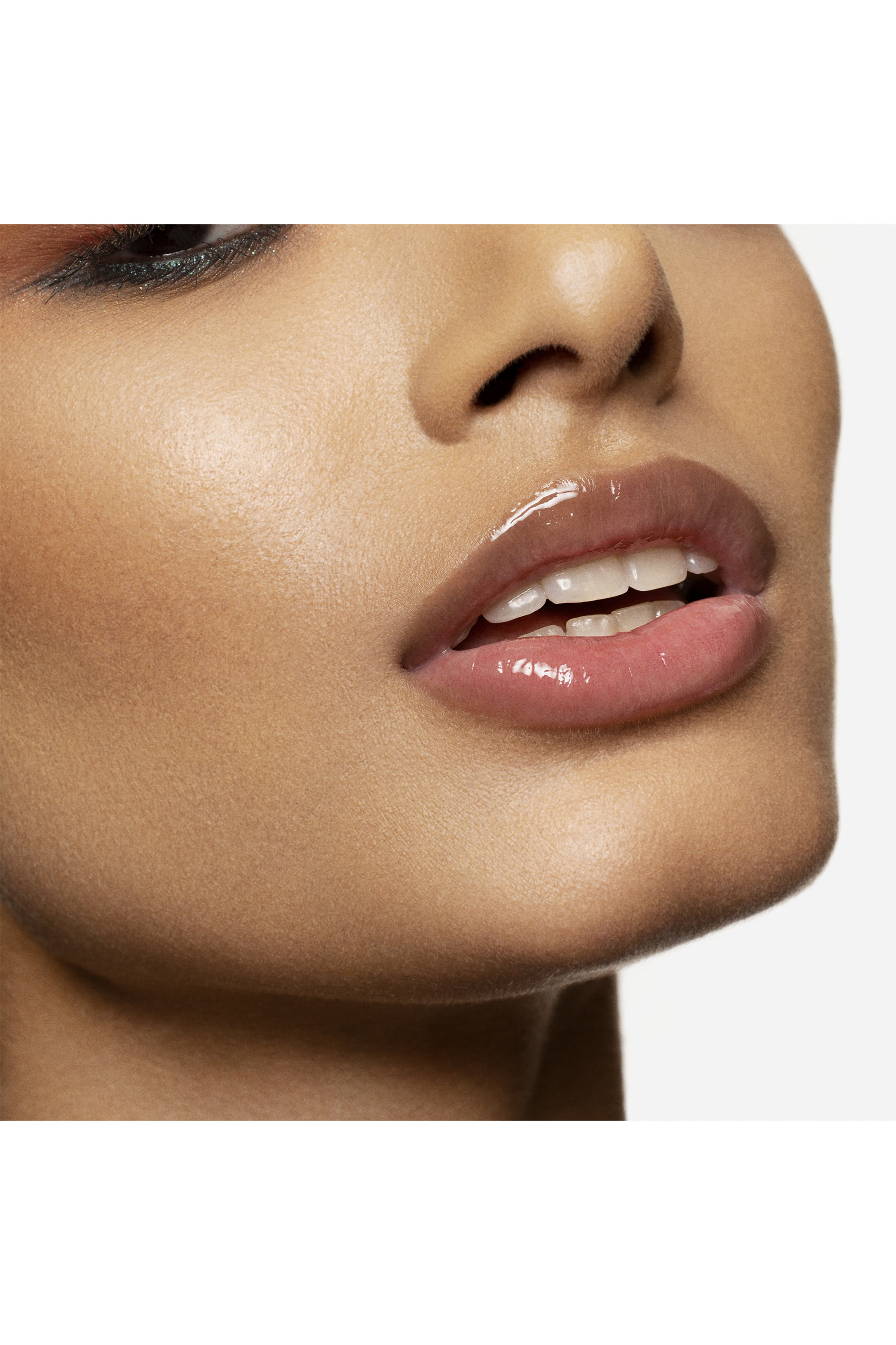 أحمر شفاه فينيل بتركيبة سائلة