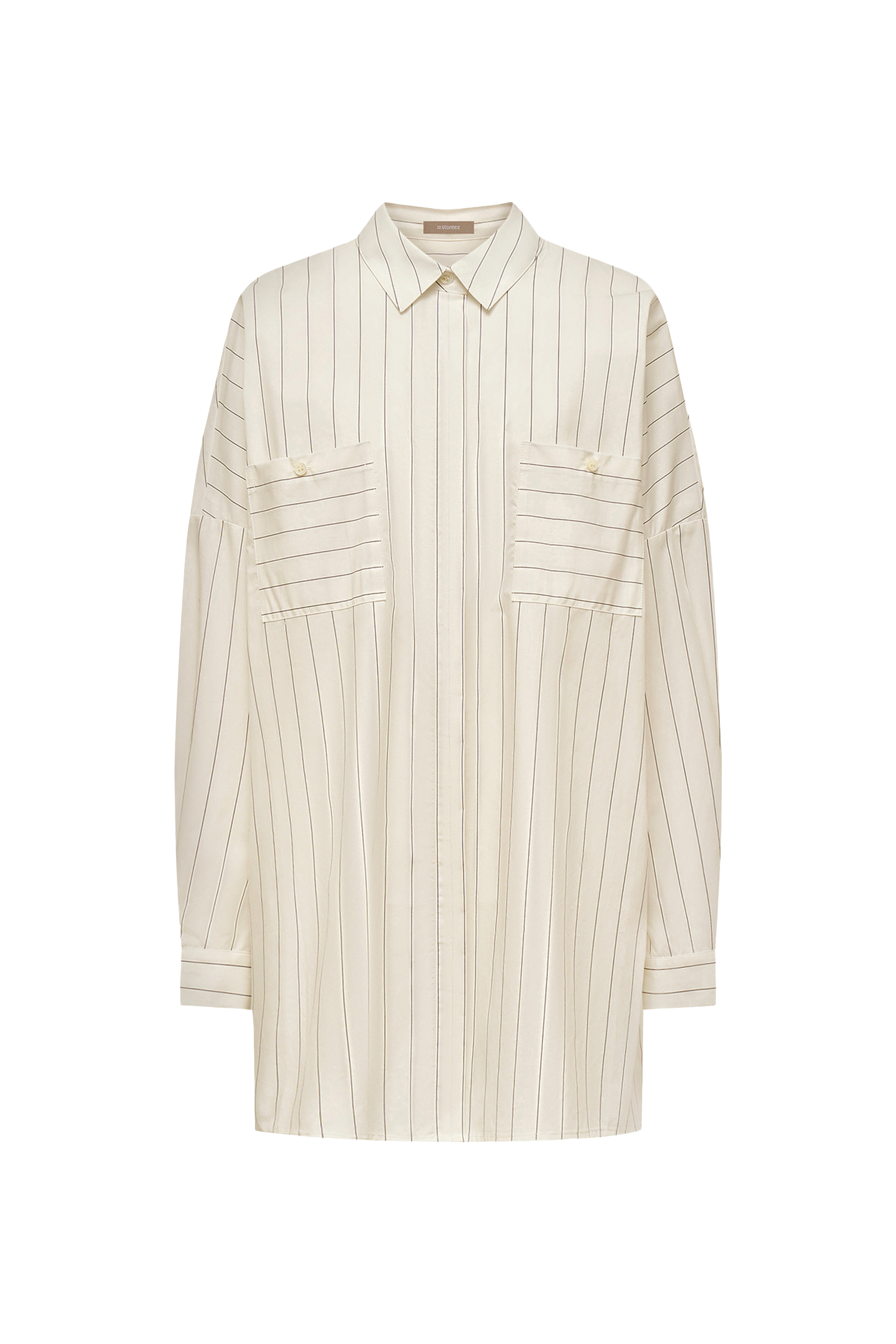 قميص مخطط بأكمام طويلة