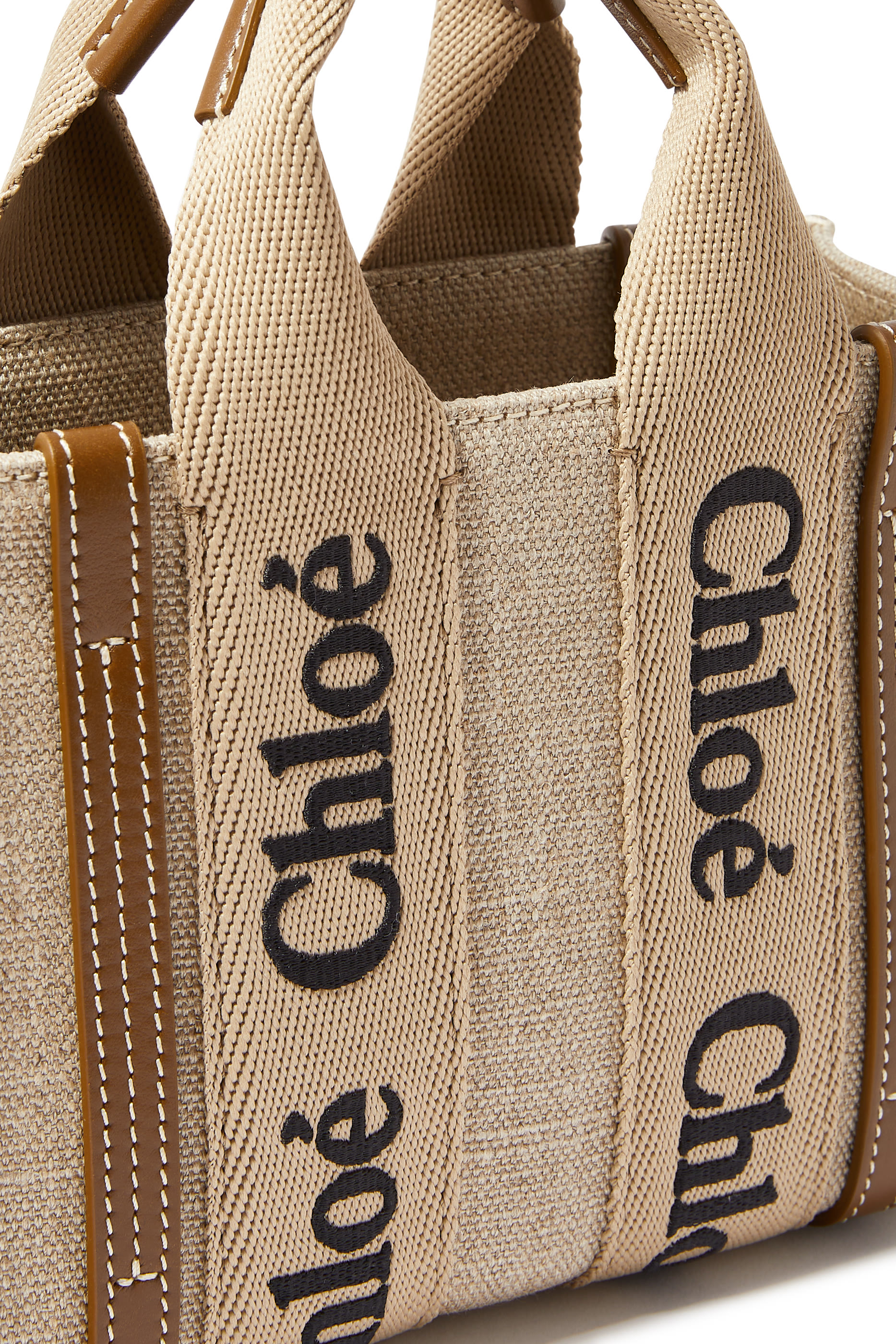 حقيبة يد وودي صغيرة