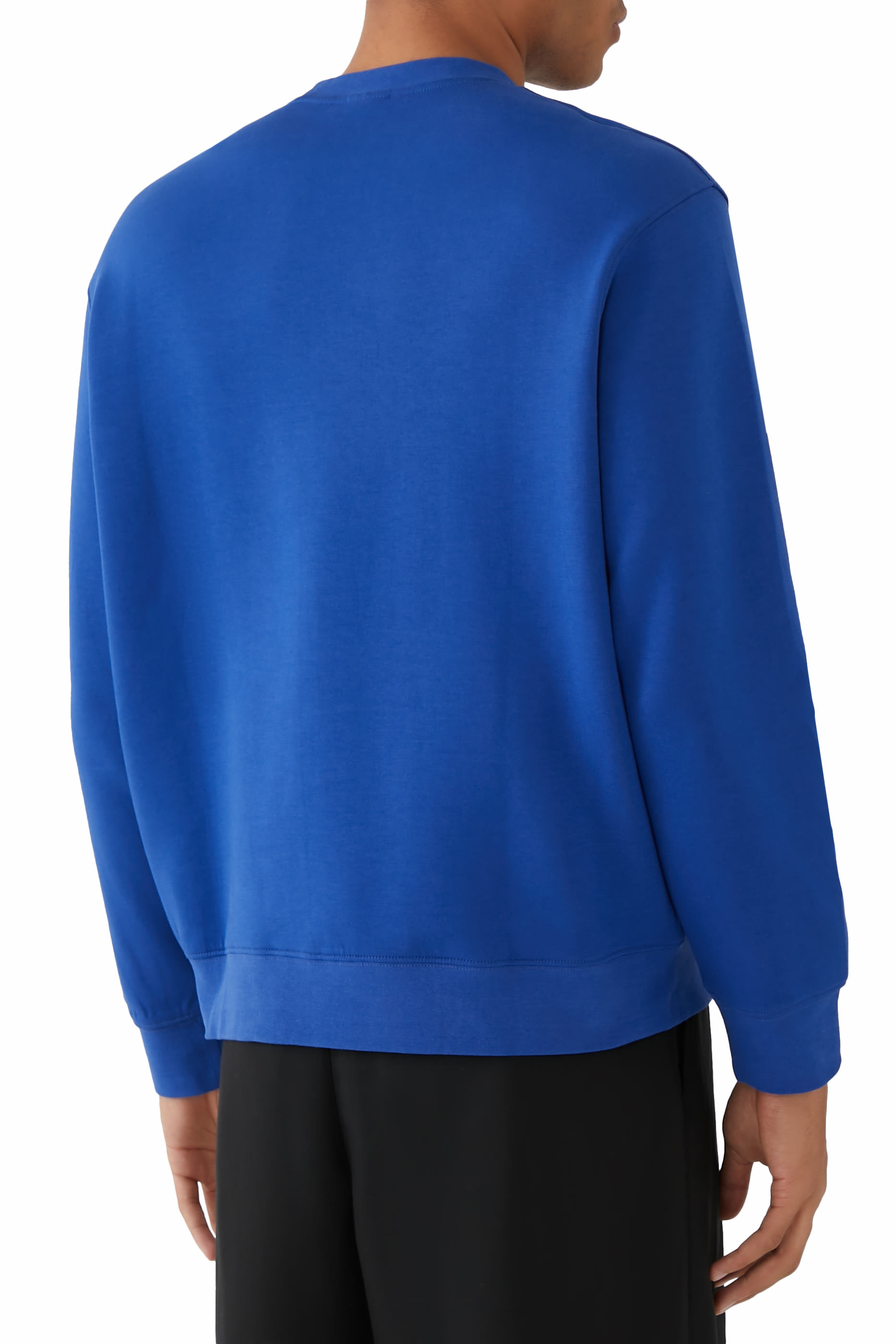 سويت شيرت بأكمام قصيرة