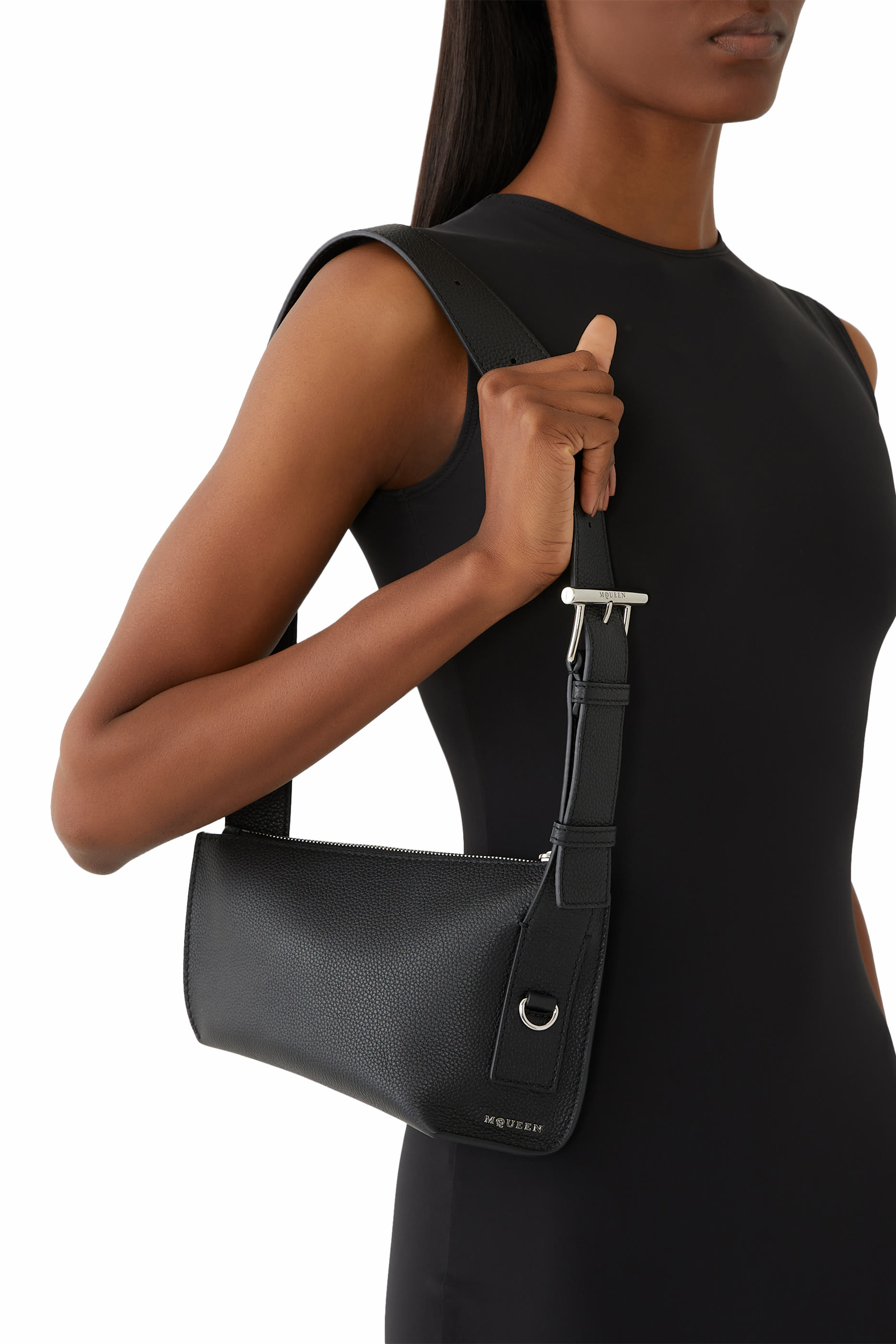 حقيبة صغيرة سلينج بحلية بتصميم حرف T