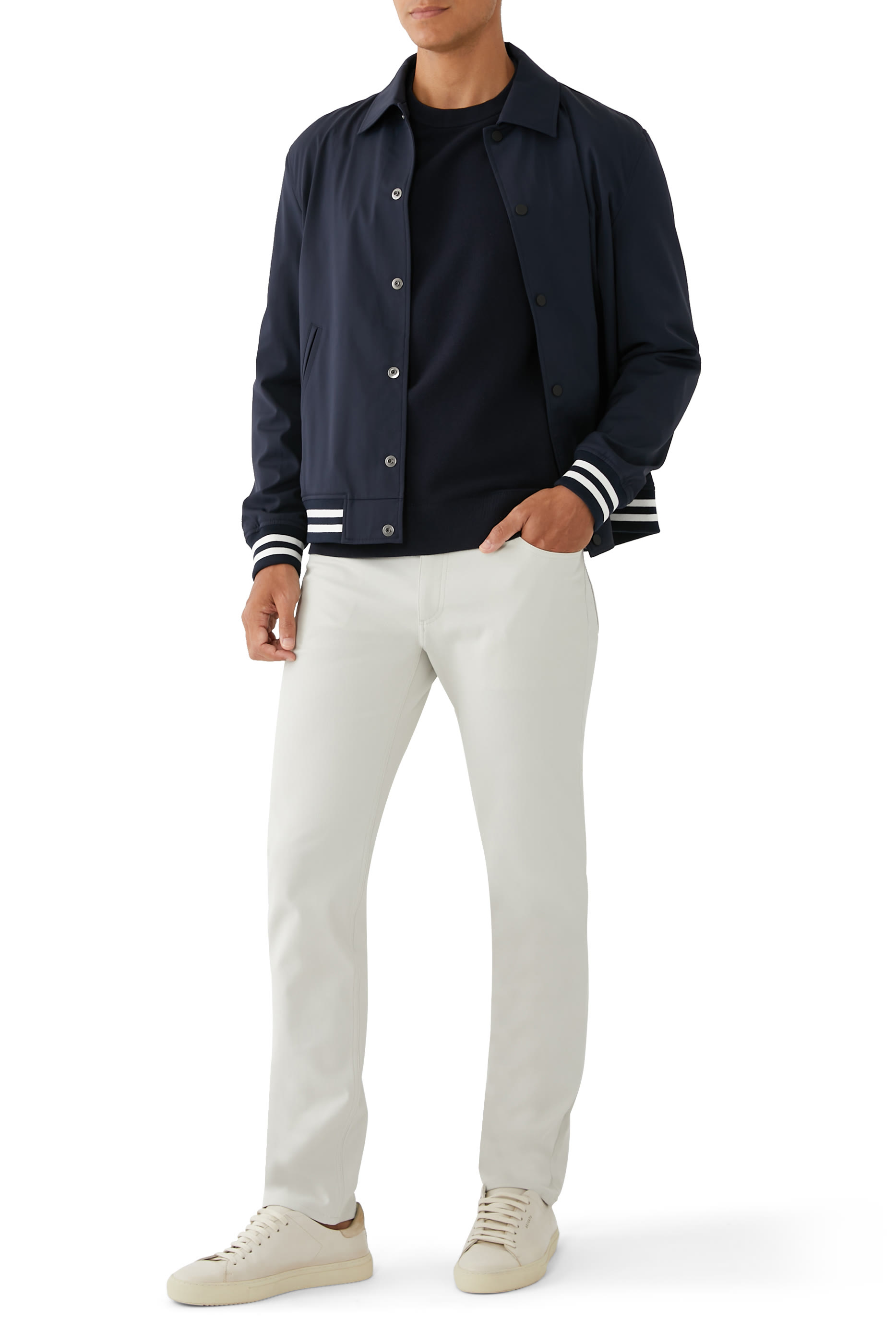 جاكيت نيوتريك بتصميم جامعي