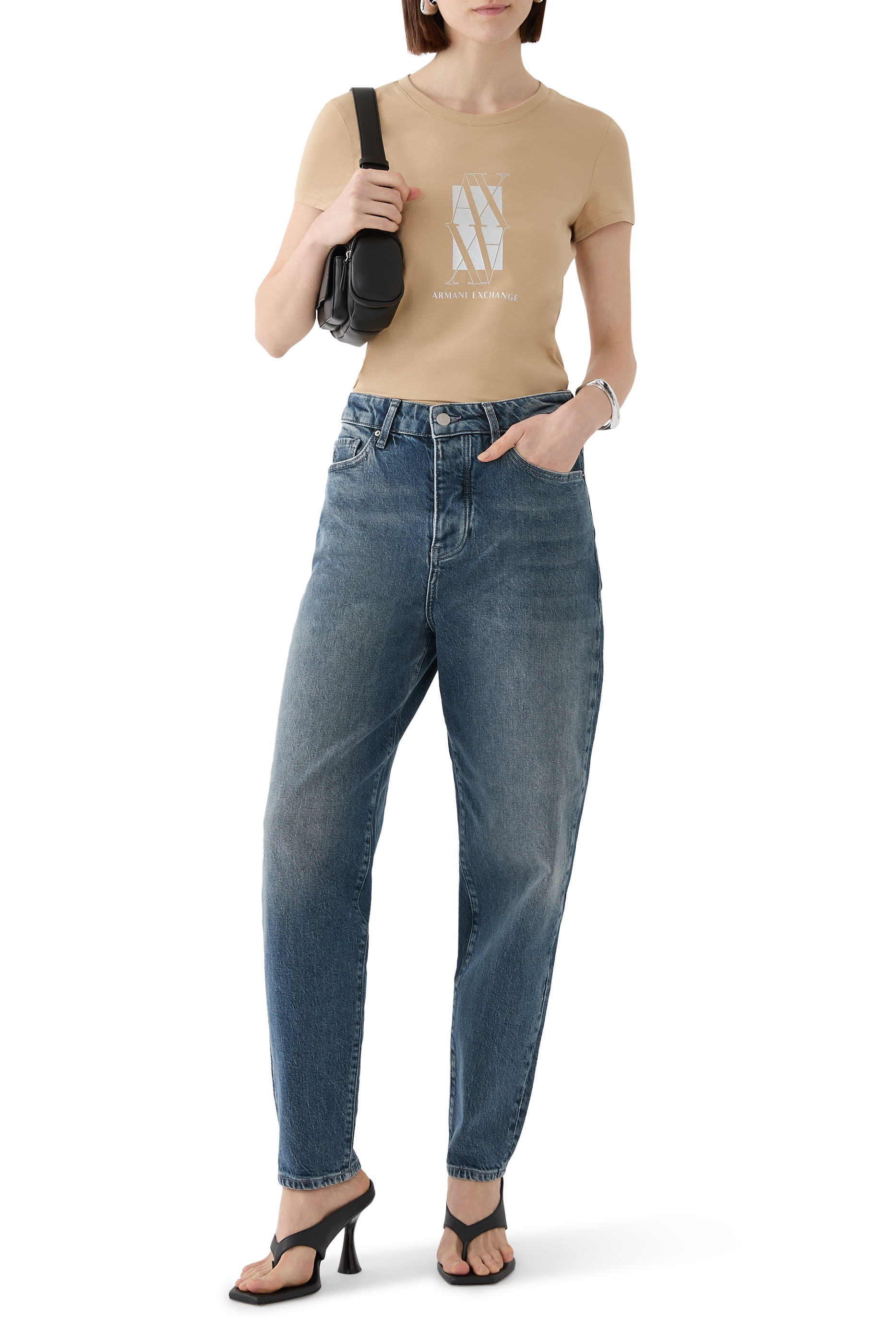 تيشيرت بشعار الماركة جيرسيه