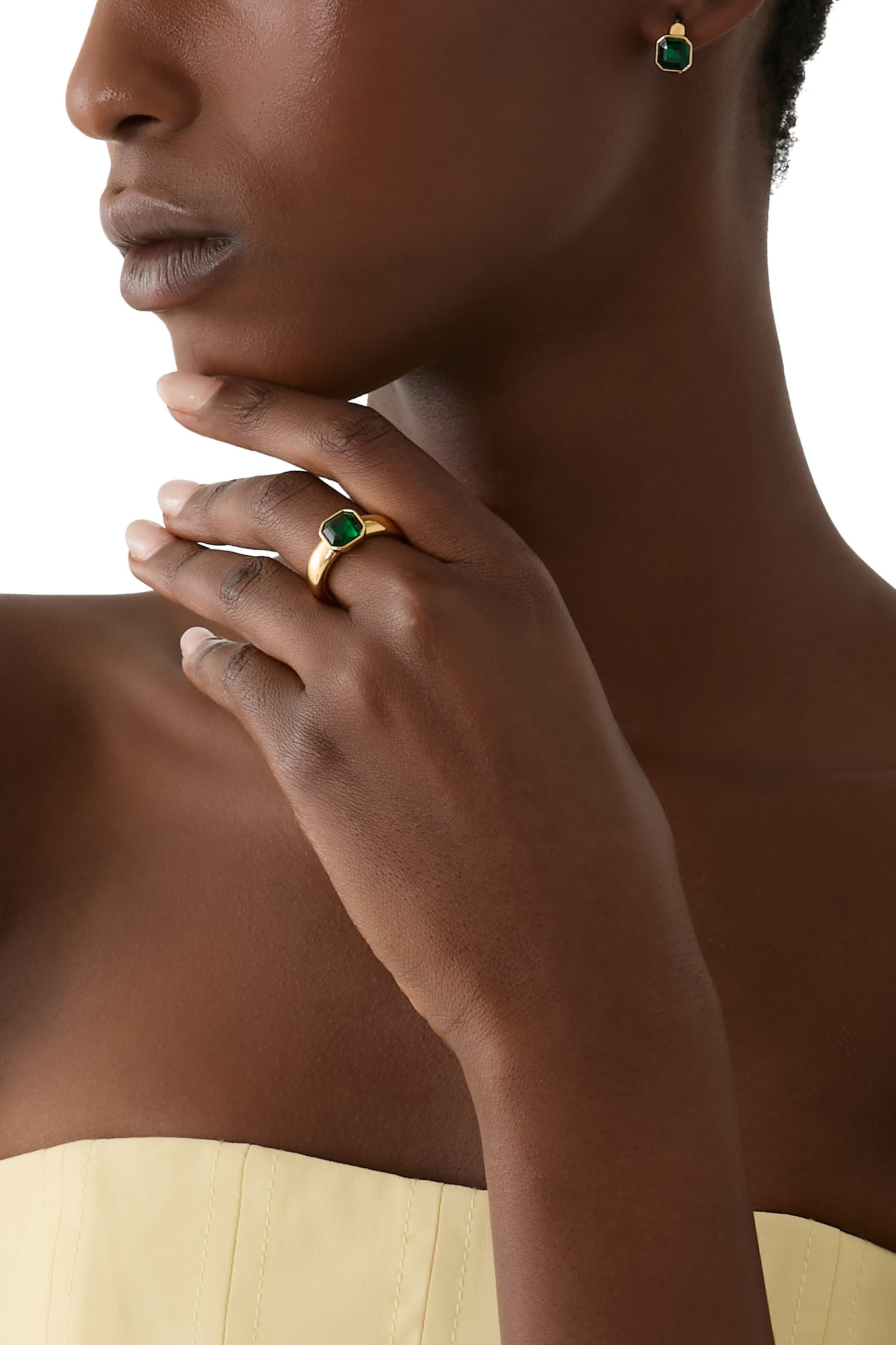 خاتم كيب سباركلينج بحجر بتصميم مربع بأوجه متعددة