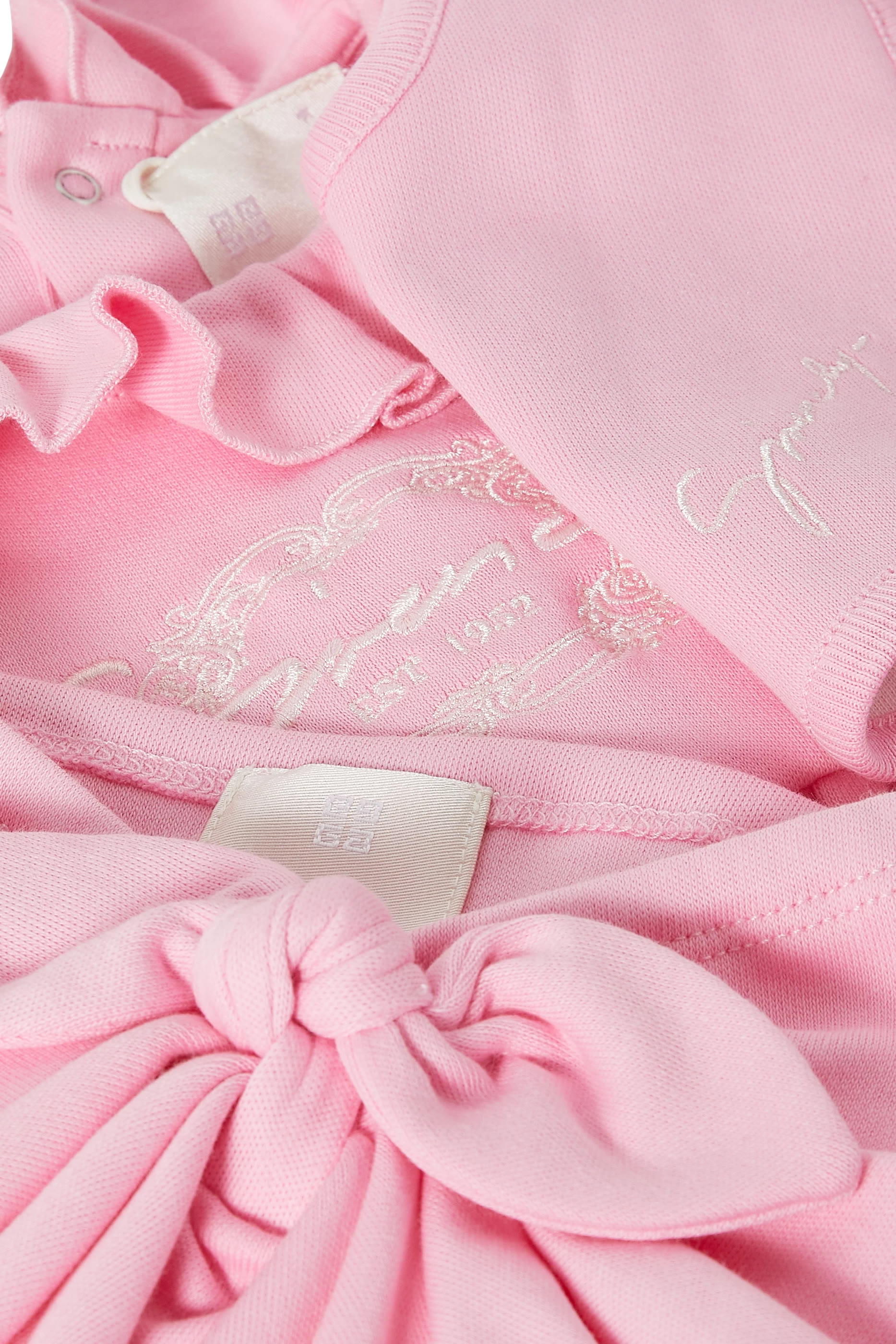 طقم بيجامة قطن، مريلة وقبعة للأطفال