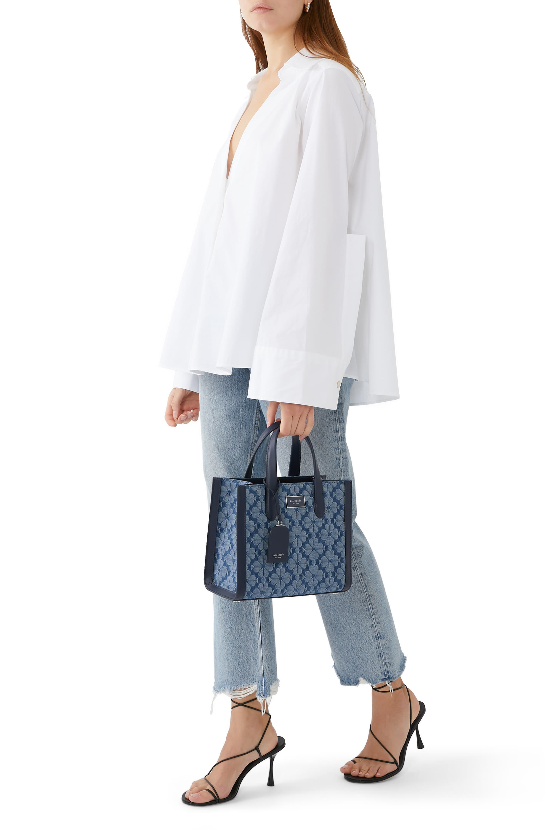 حقيبة يد مانهاتن صغيرة دنيم بنقشة زهور بالشكل البستوني