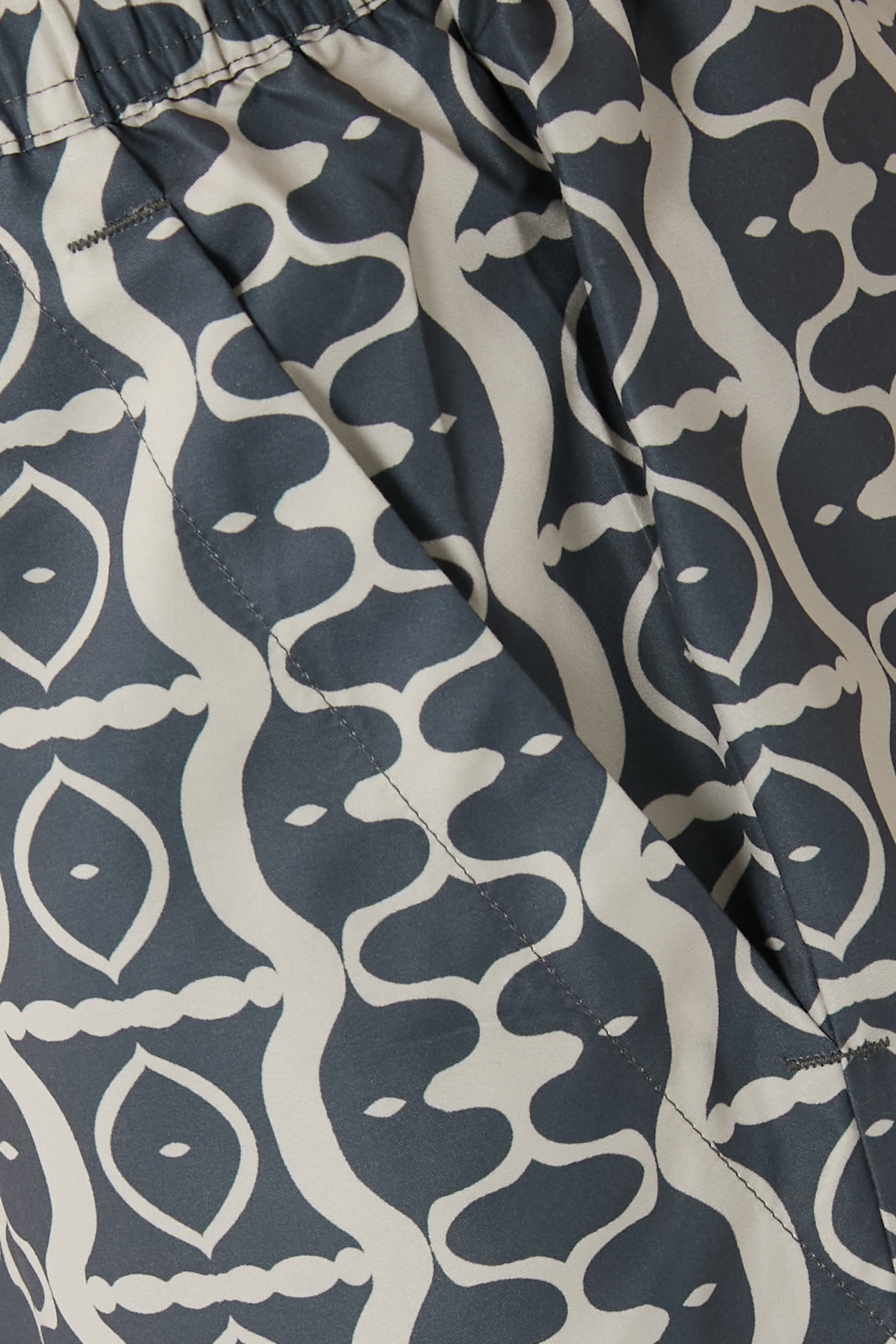 شورت سباحة فورج هيبنوتايز