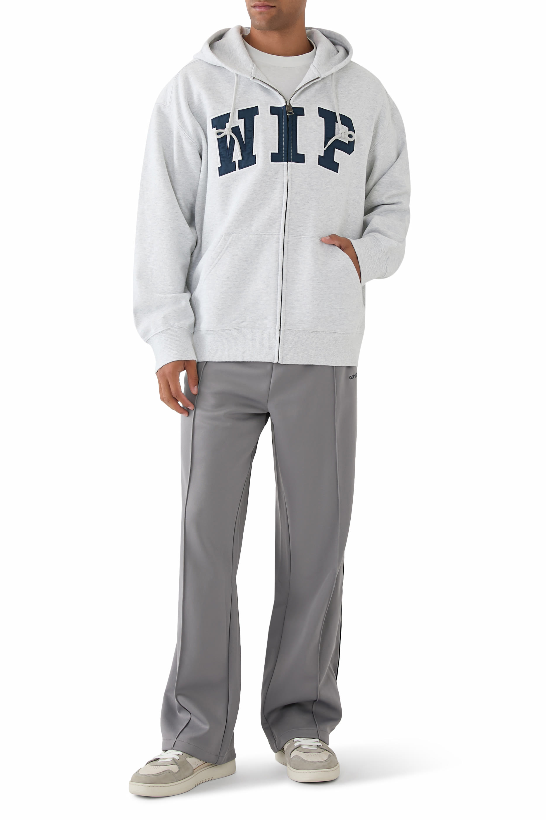 جاكيت رياضي بغطاء رأس بسحاب