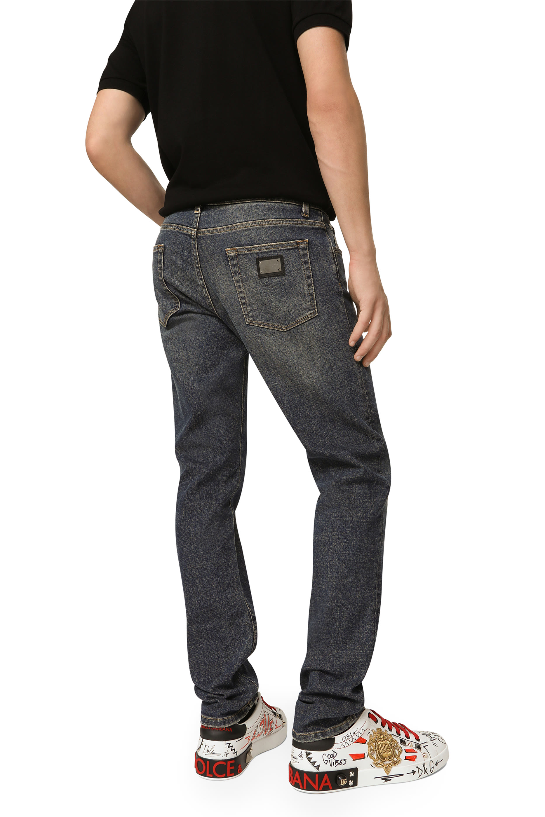 بنطال جينز مطاطي بقصة ضيقة