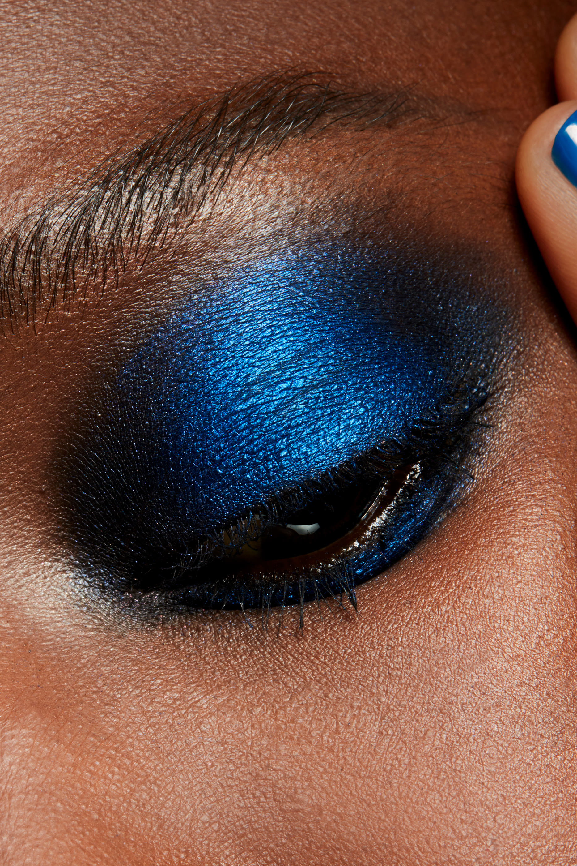 ظل عيون فردي بحجم صغير