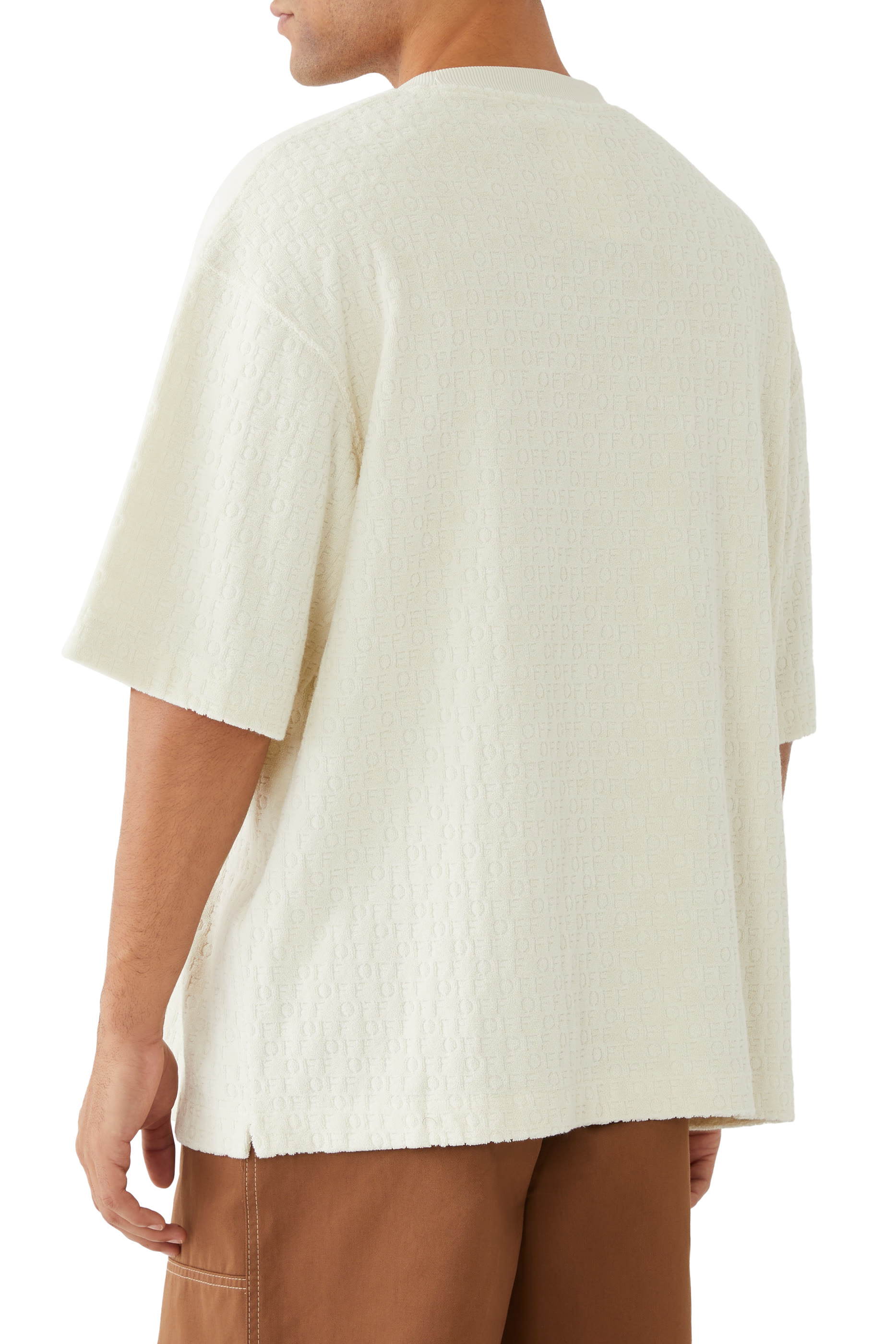 تيشيرت بنقشة شعار الماركة وأكمام قصيرة تيري