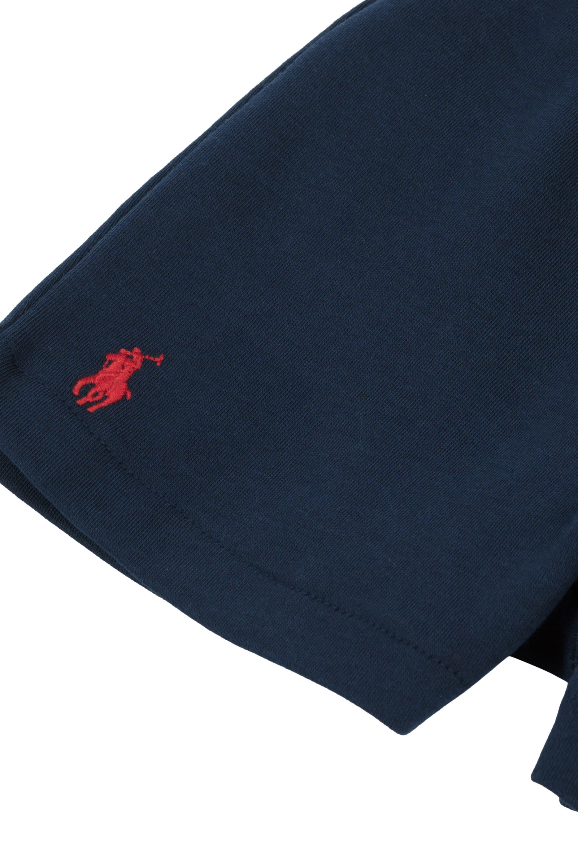 شورت بشعار الماركة للأطفال