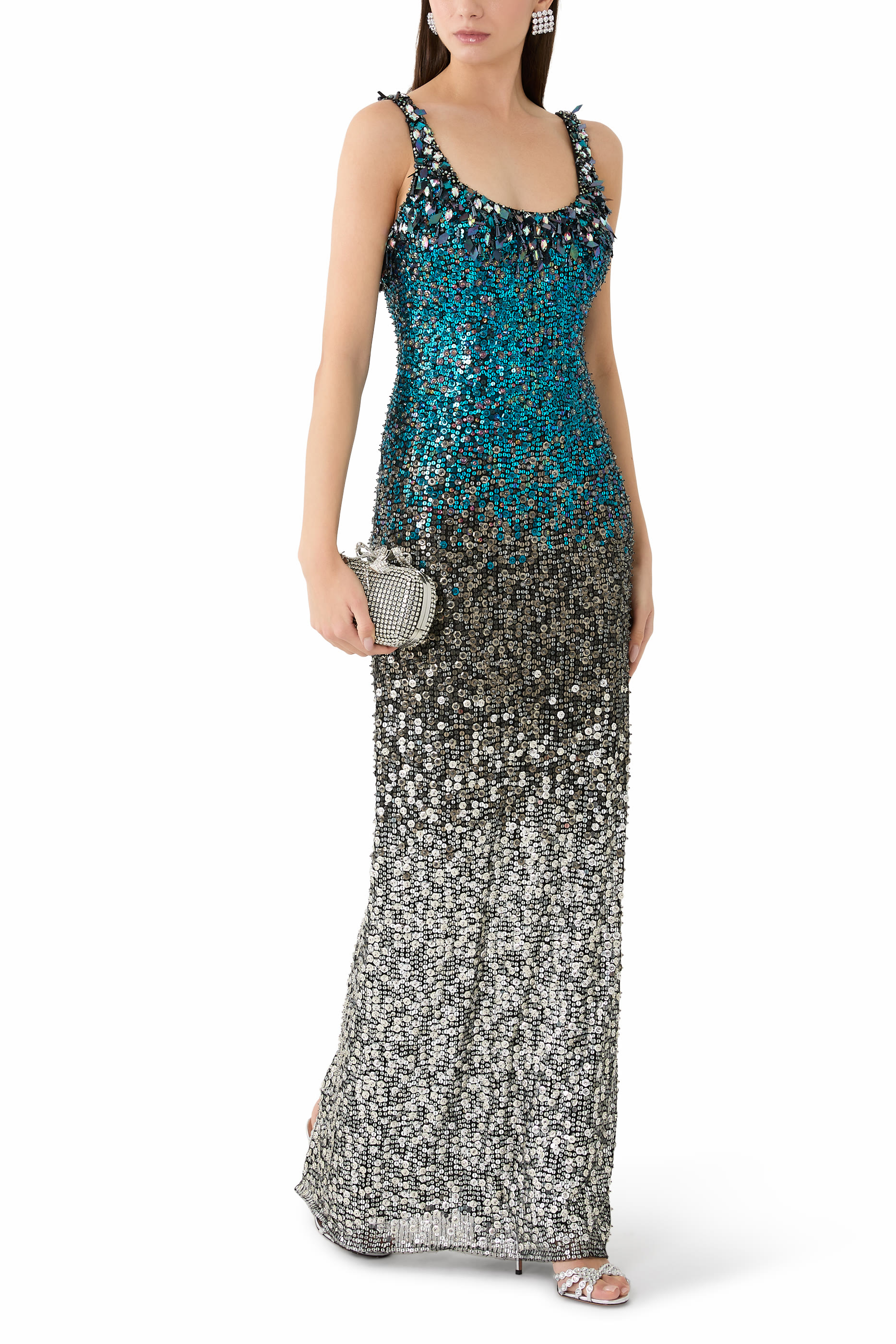 فستان سهرة ديكورا