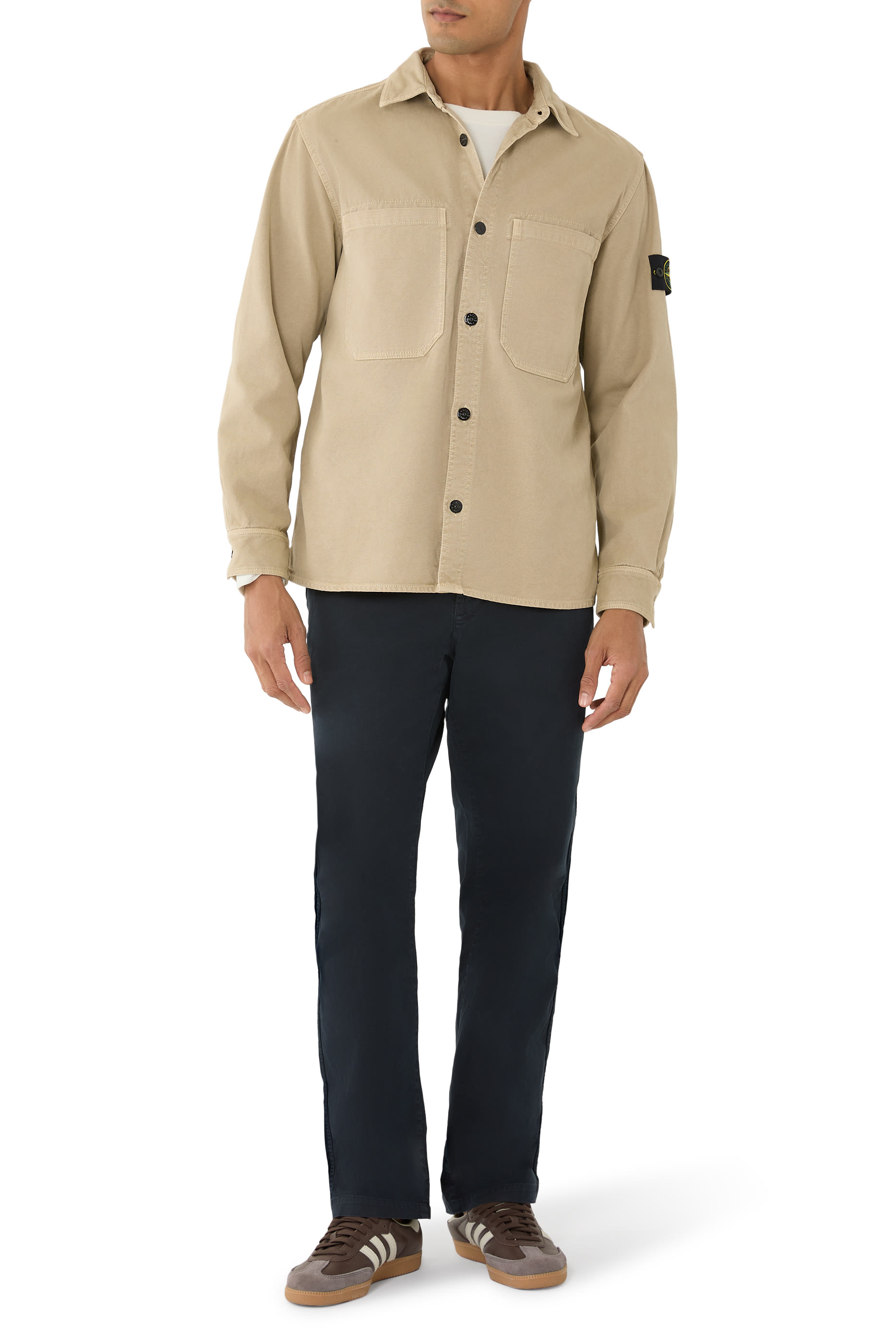 قميص بنمط جاكيت بقصة مريحة