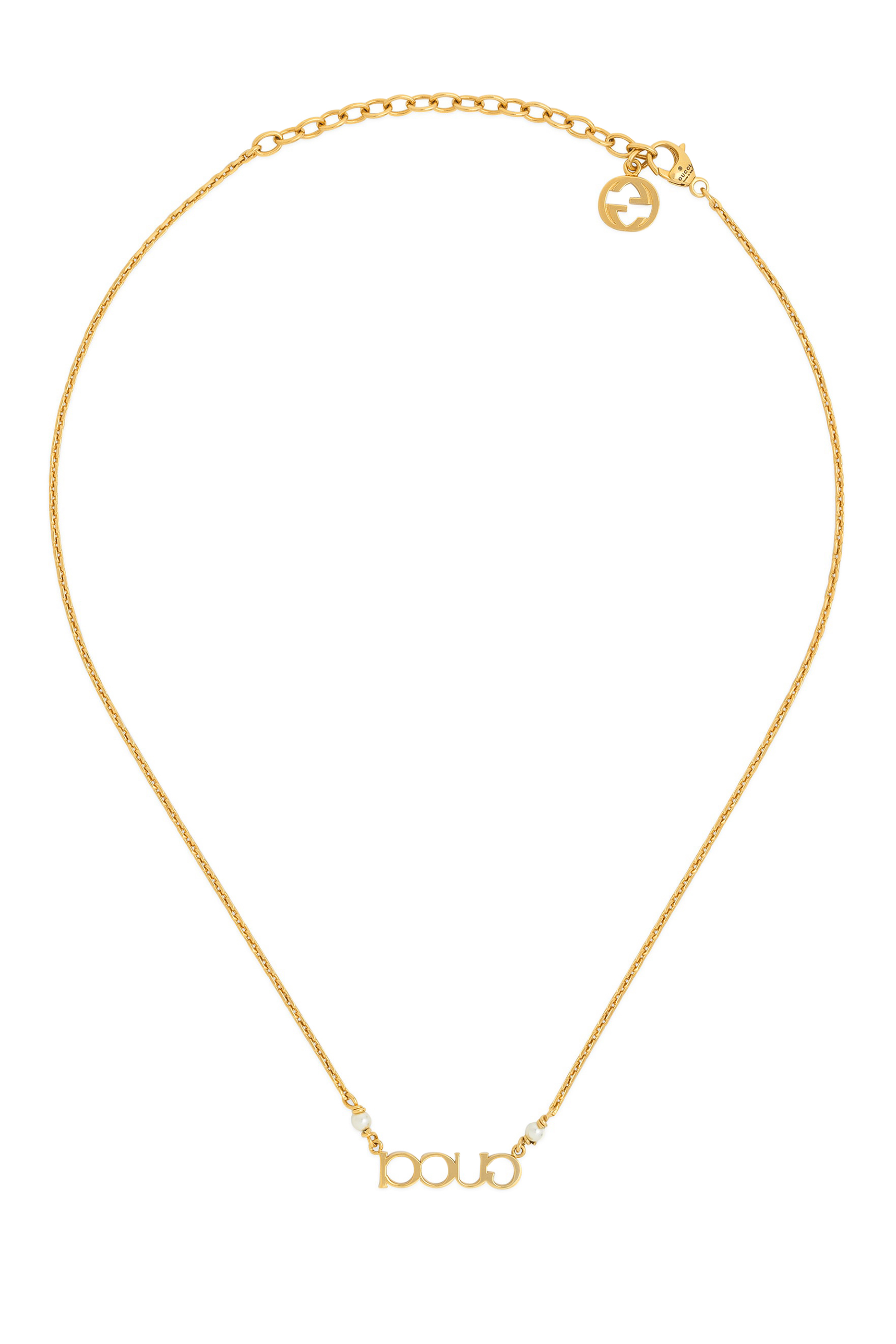 قلادة بحروف شعار الماركة