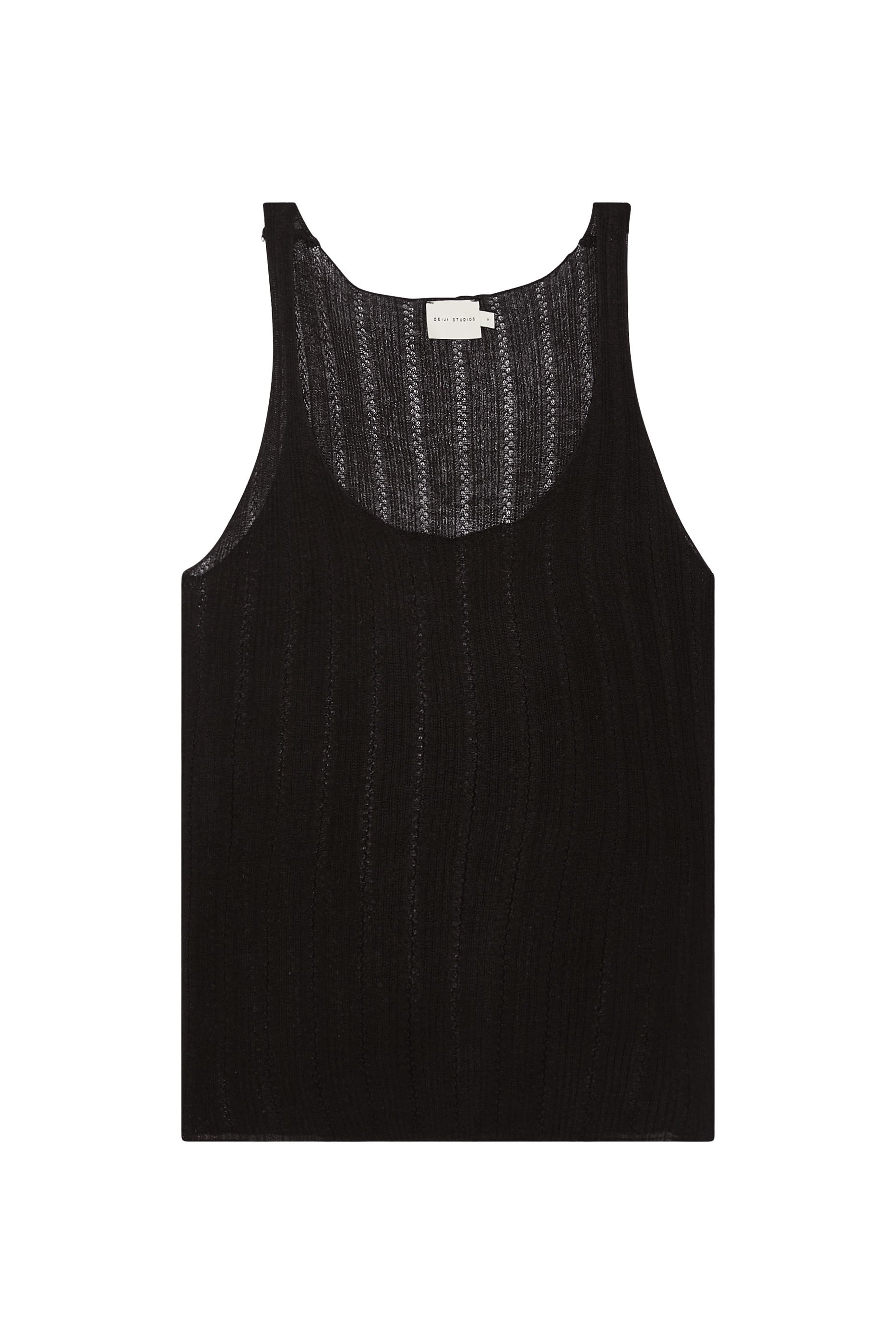 بلوزة بلا أكمام بتطريزات مفرغة