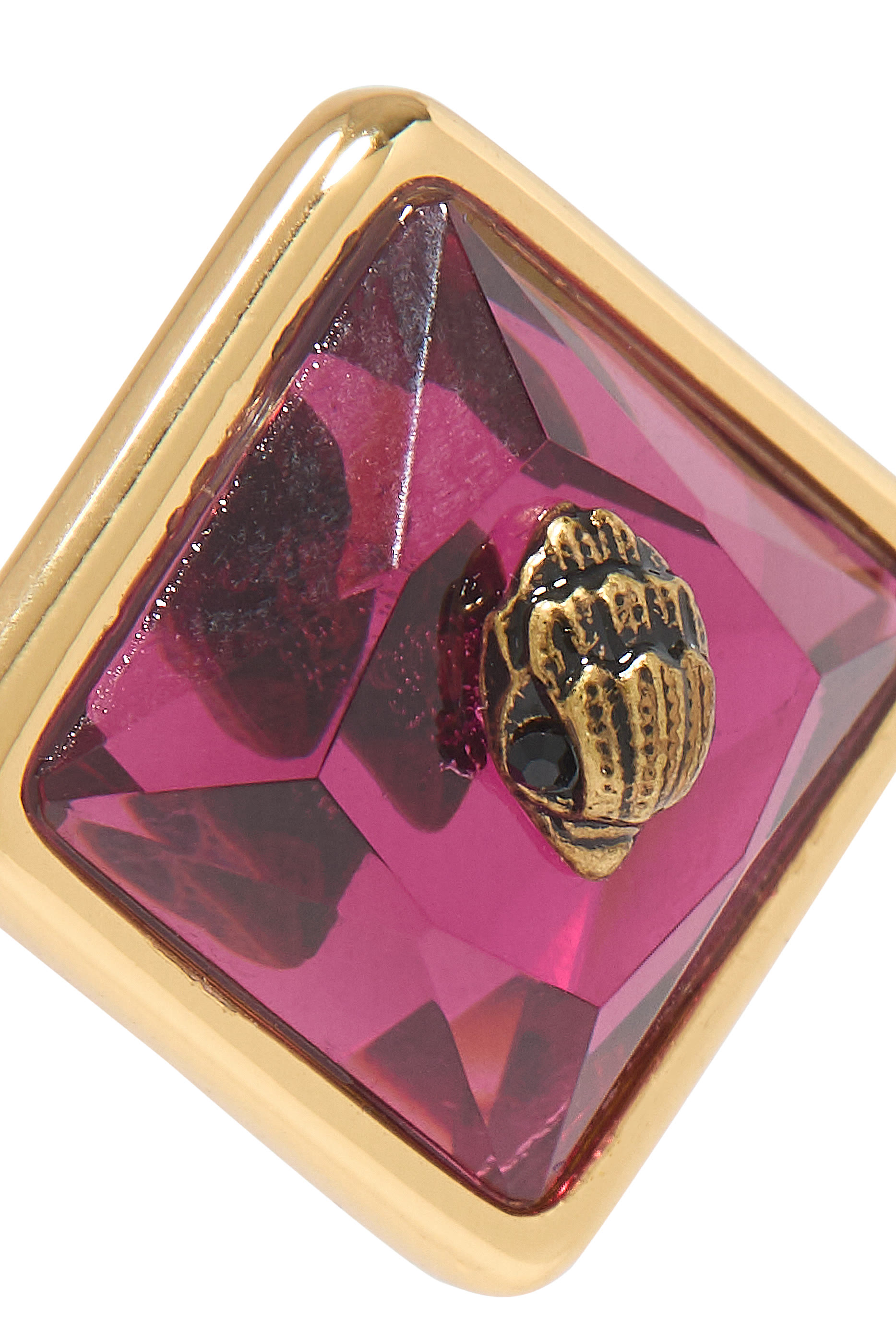 أقراط بتصميم مربع بحلية شعار الماركة