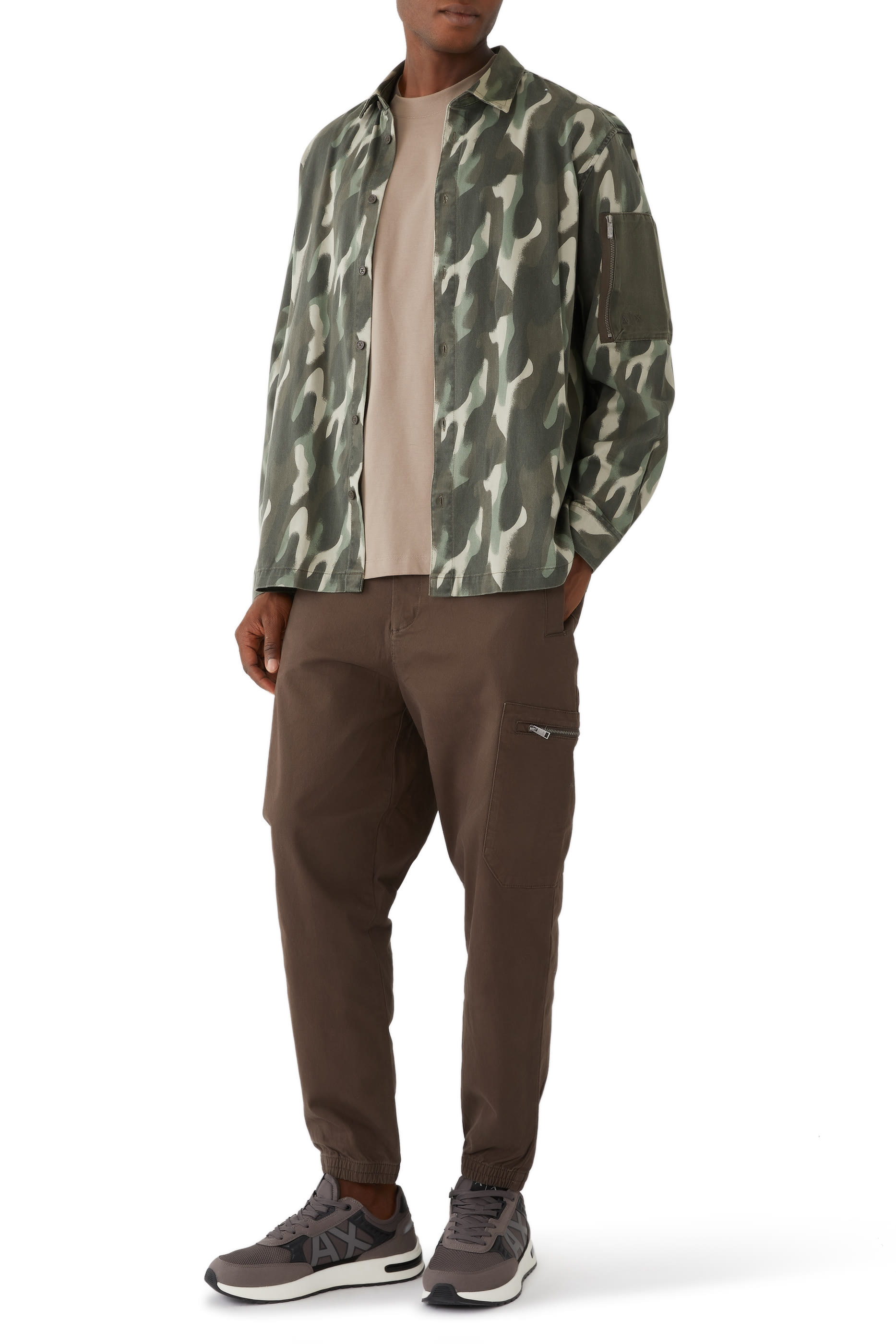 تيشيرت ايربن اكسبيديشن بقصة مربعة