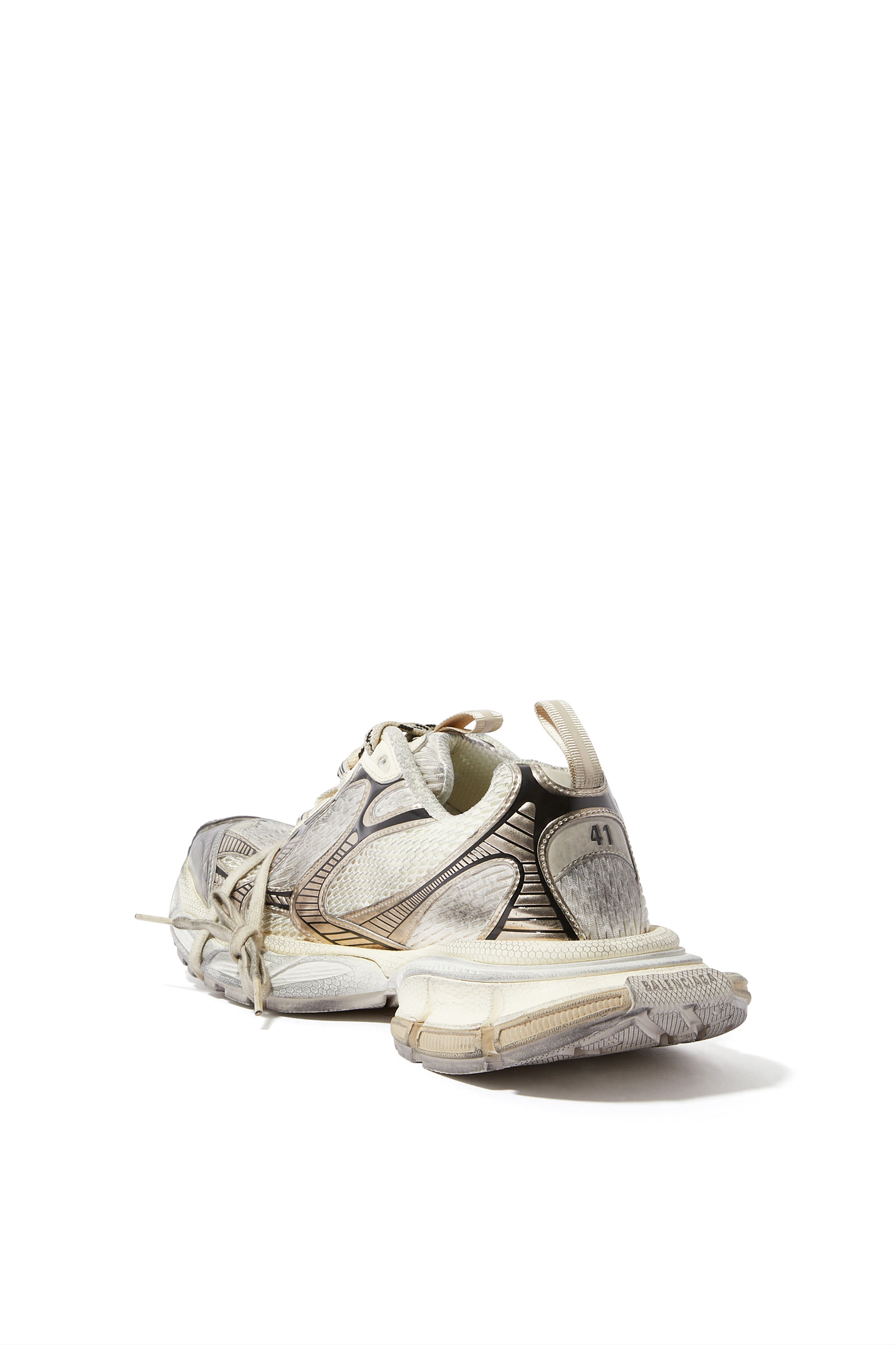 سنيكرز 3XL خالي من الجلد