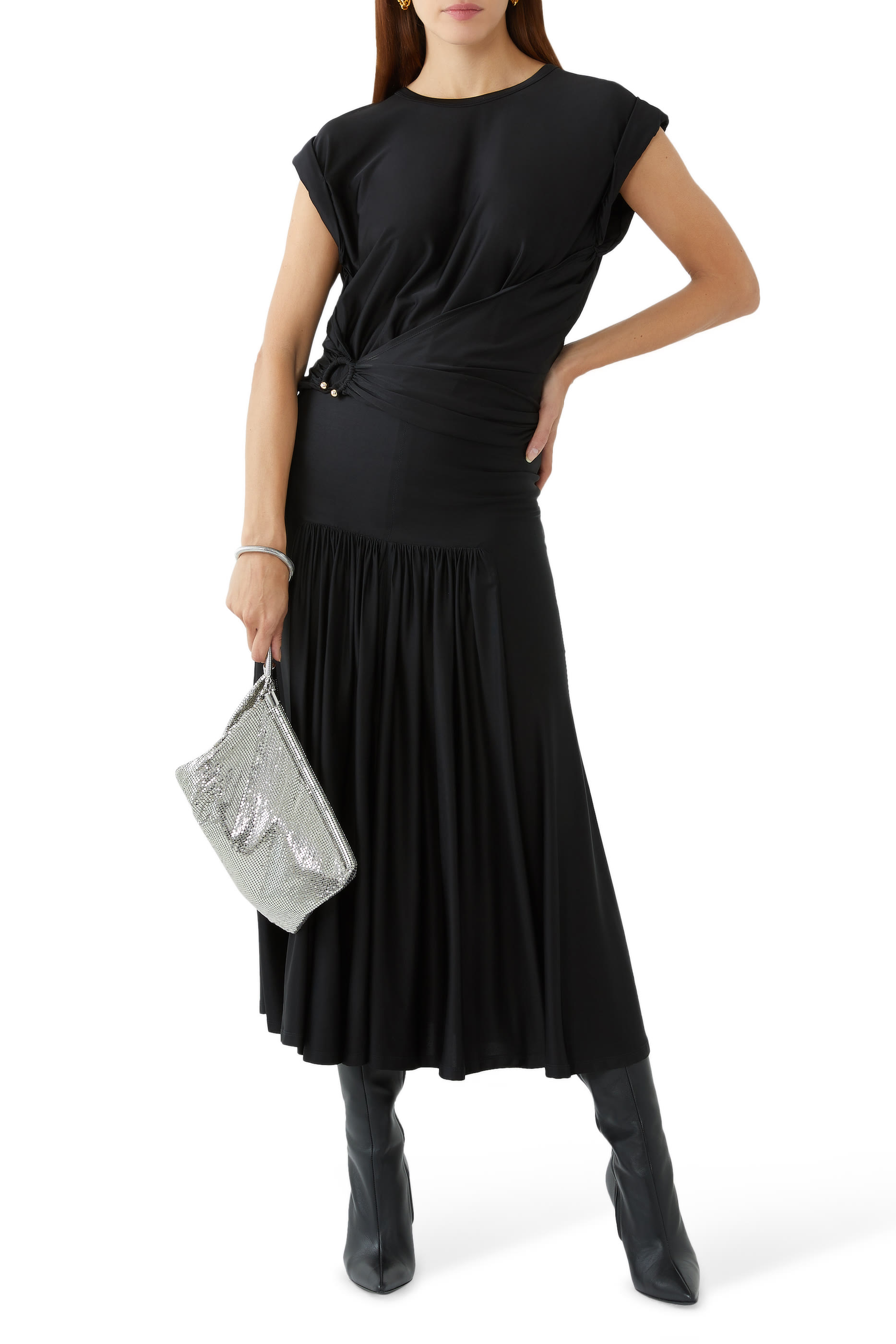 بلوزة بكمام قصيرة