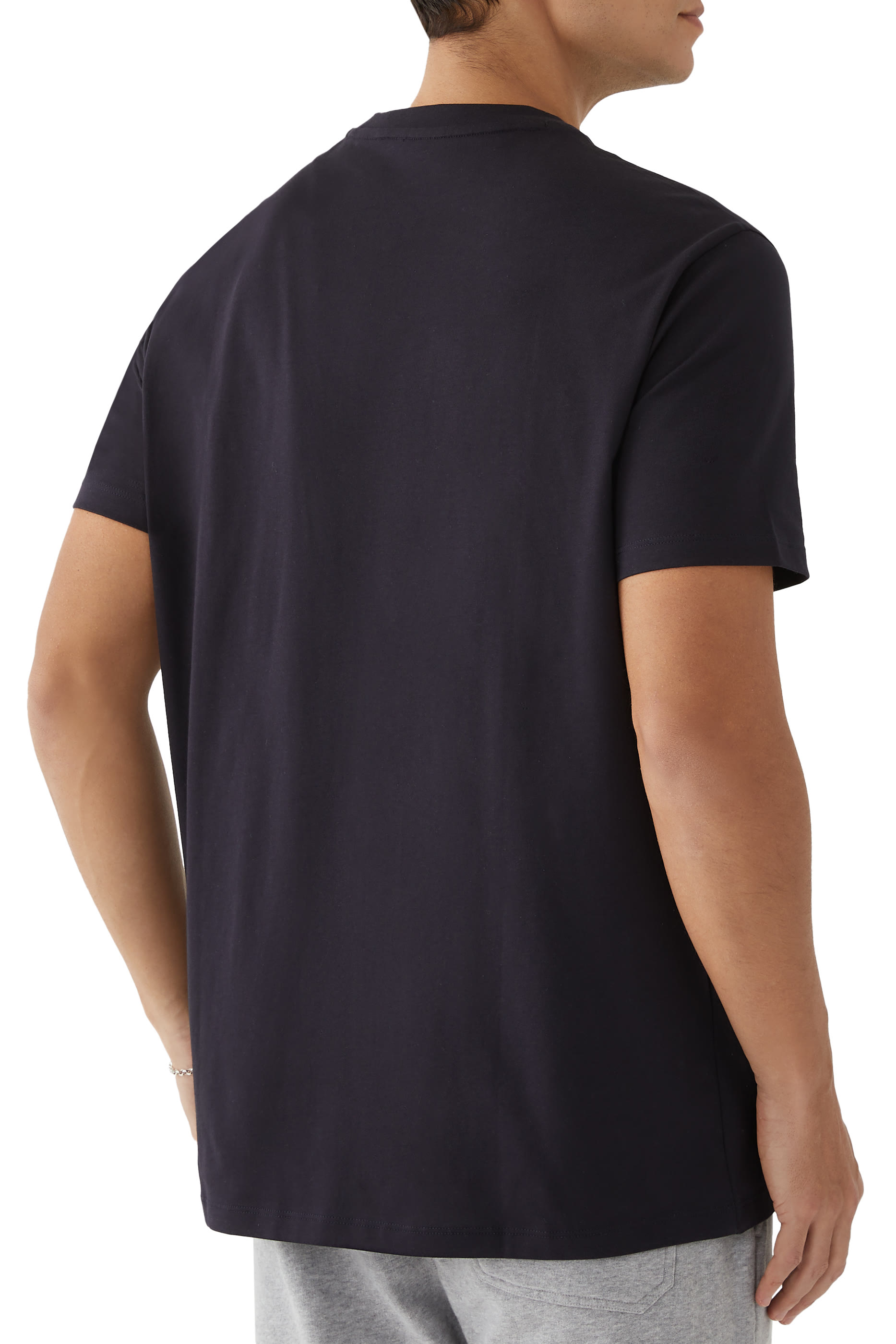 تيشيرت بشعار الماركة جيرسيه