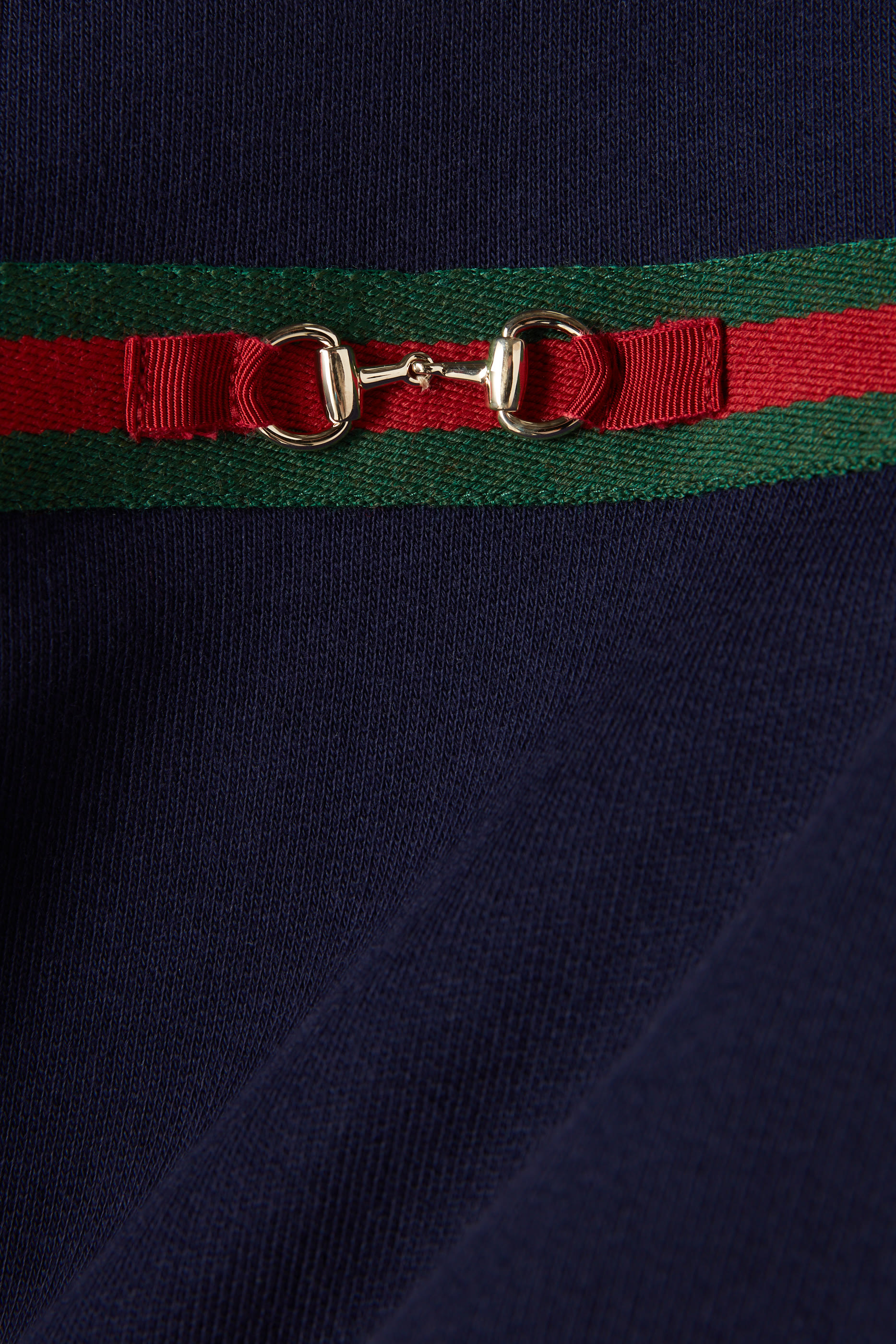 سويت شيرت بشعار الماركة للأطفال