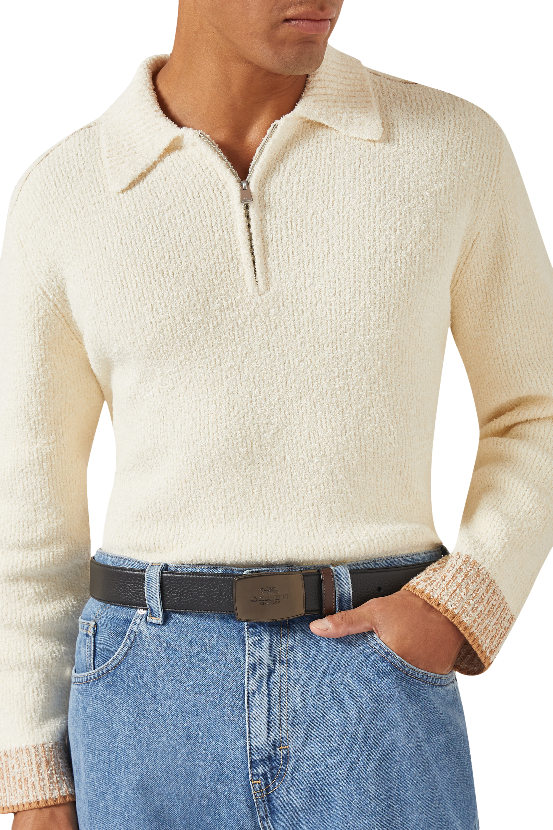 حزام بتصميم وجهين ومشبك محاك