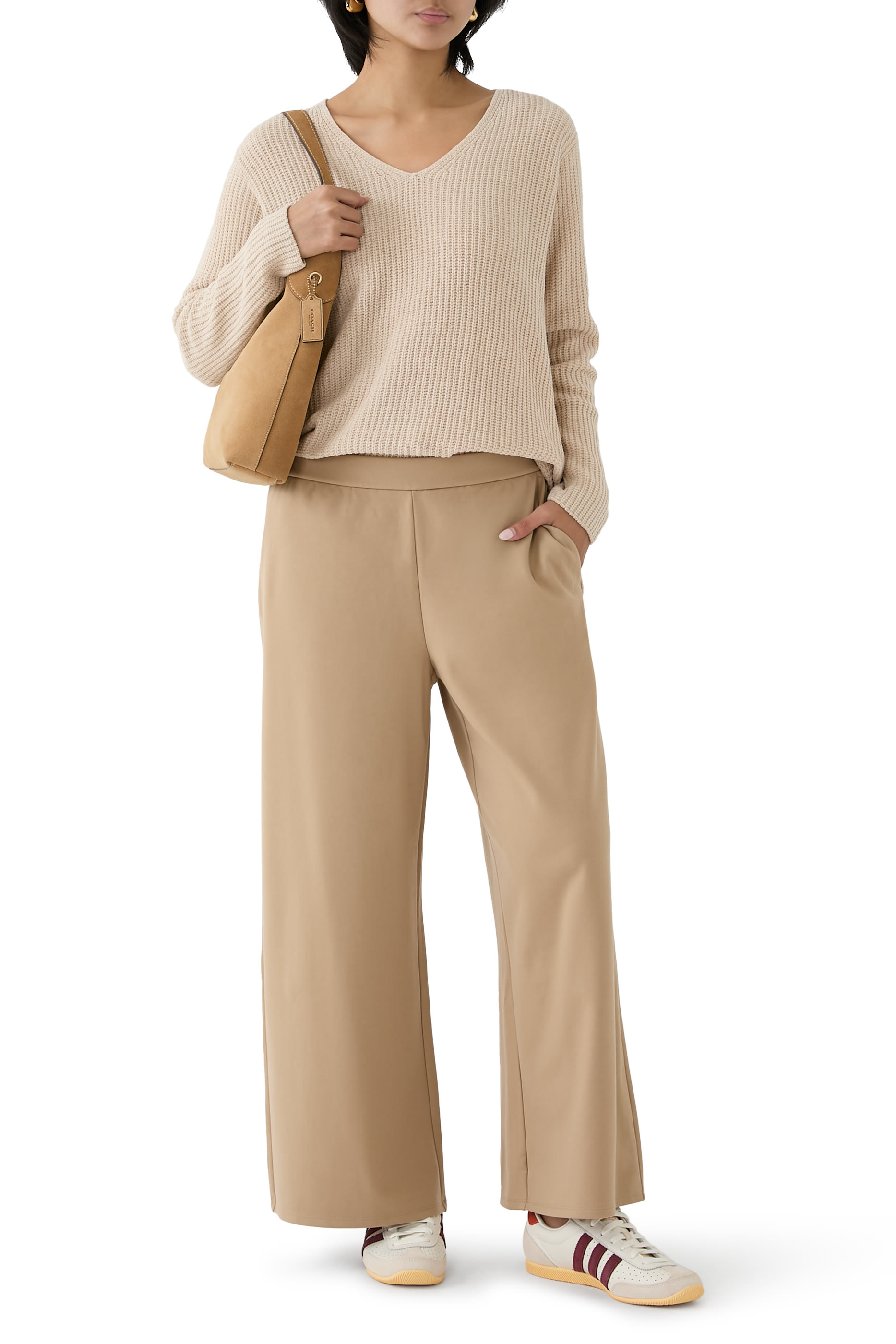 بنطال بطول الكاحل بقصة ساق واسعة