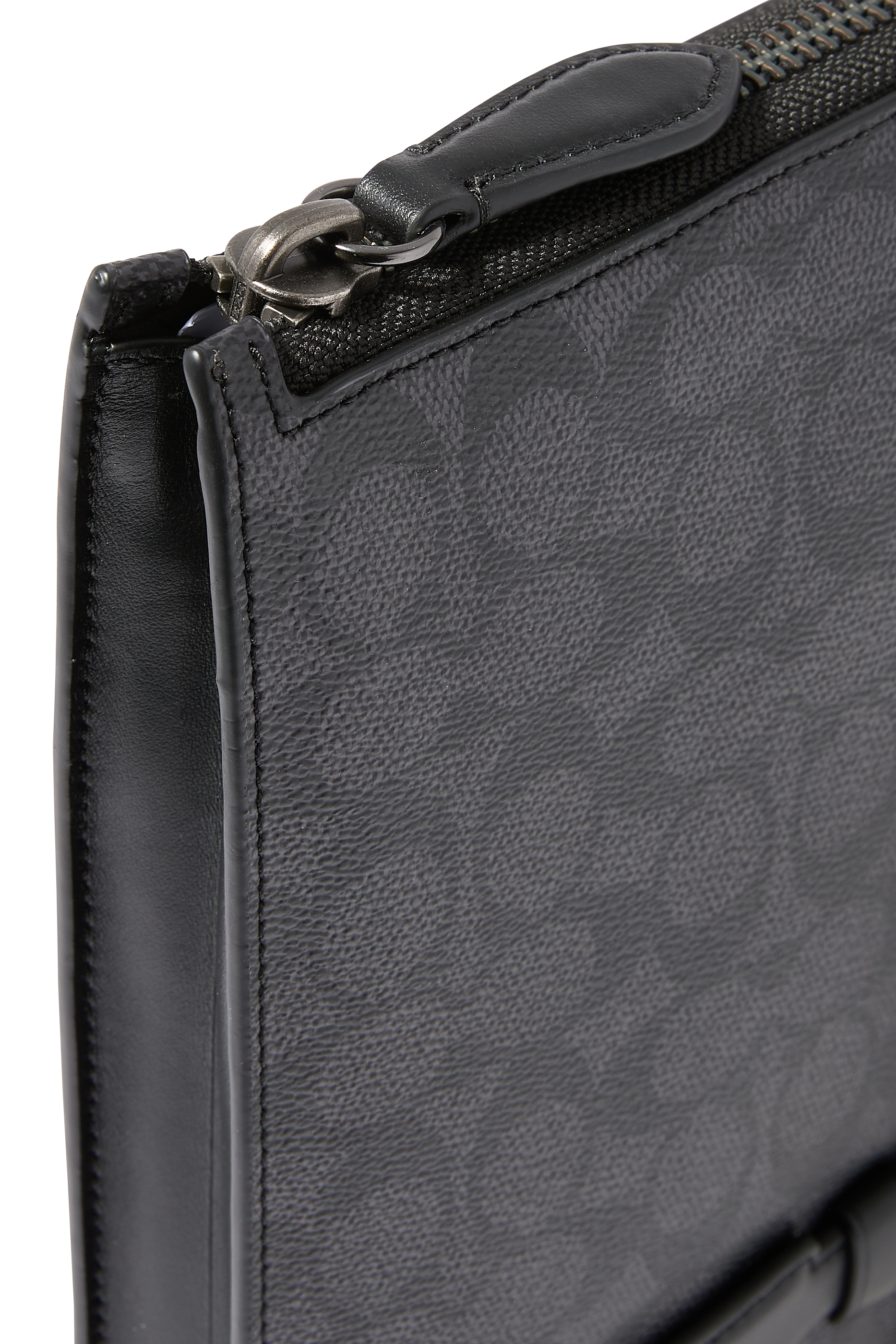 حافظة كمبيوتر محمول بشعار الماركة