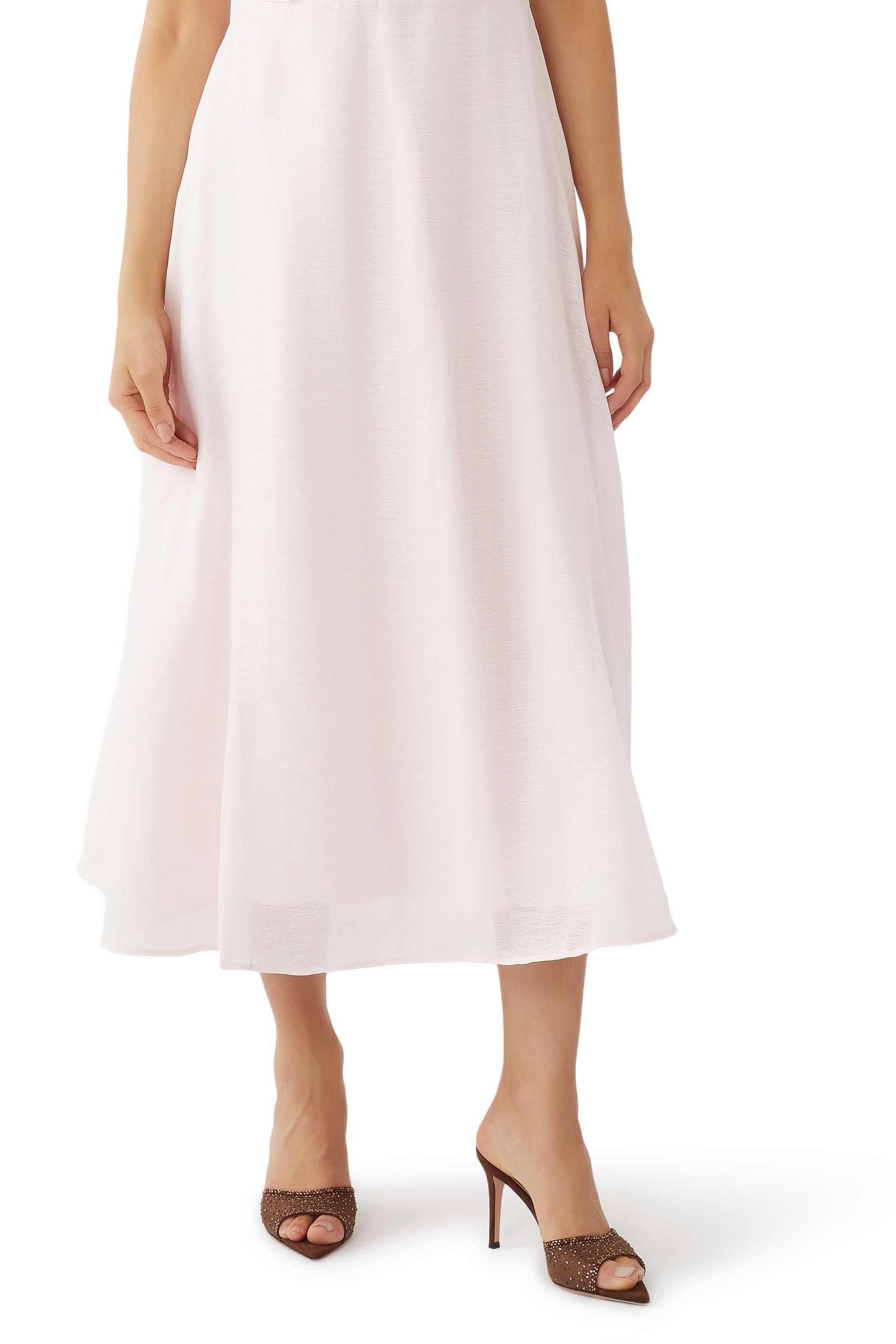 حذاء رانيا مفتوح من الخلف 85