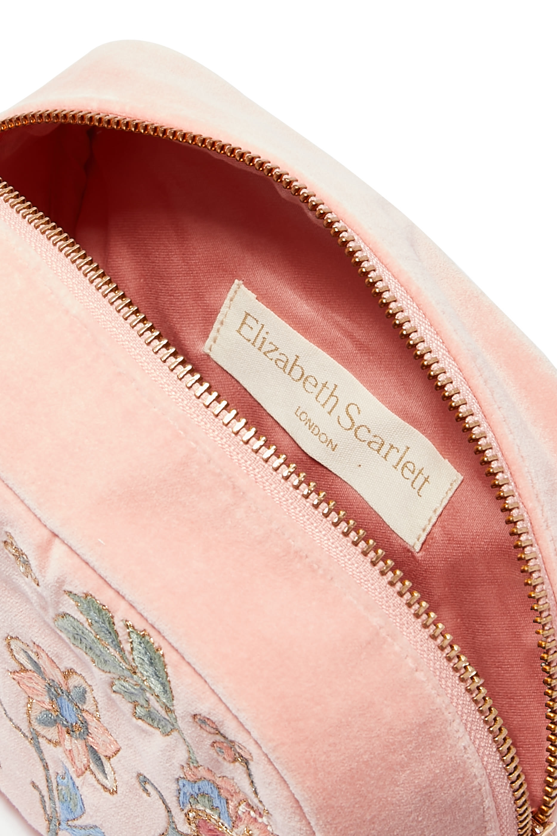 حقيبة مكياج بتطريزات حديقة نباتات